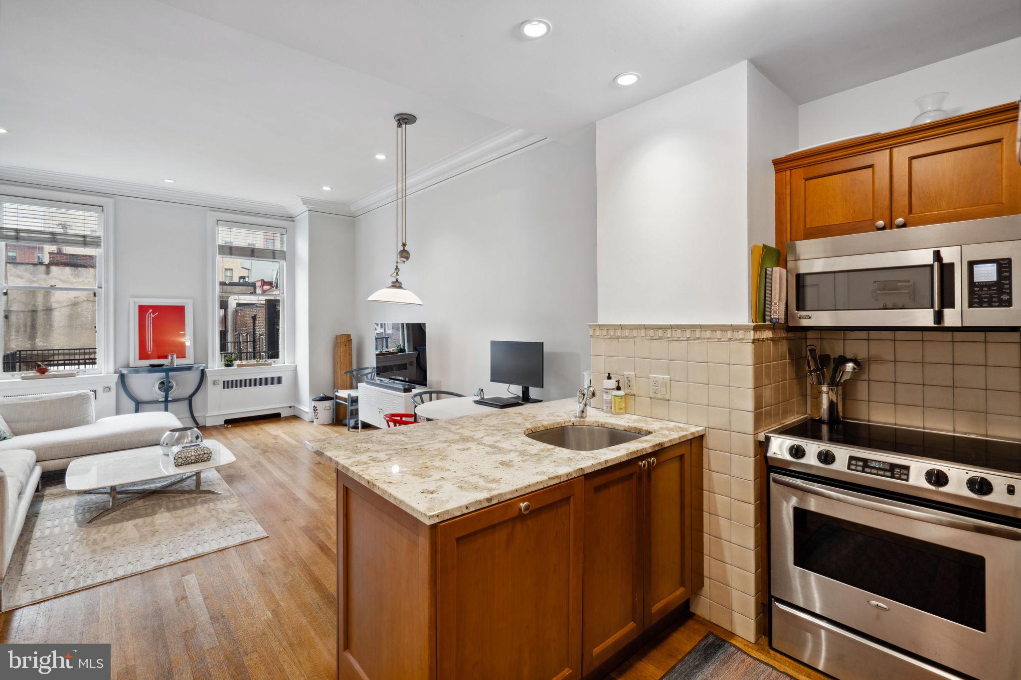RITTENHOUSE SQUARE - Residential Lease