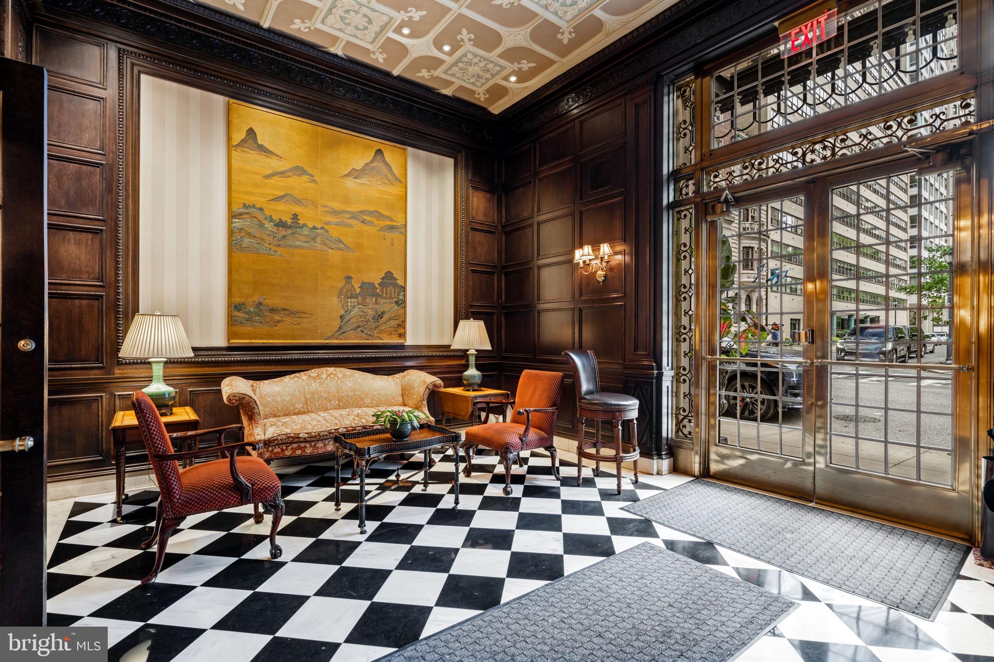 RITTENHOUSE SQUARE - Residential Lease