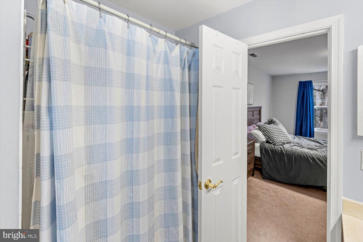 HOLLEYBROOKE/COBBLESTONE - Residential