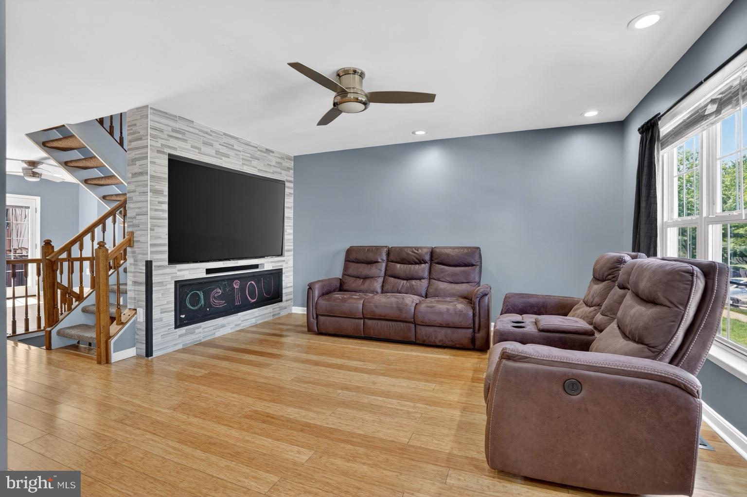 12887 HUNTERBROOK DRIVE
