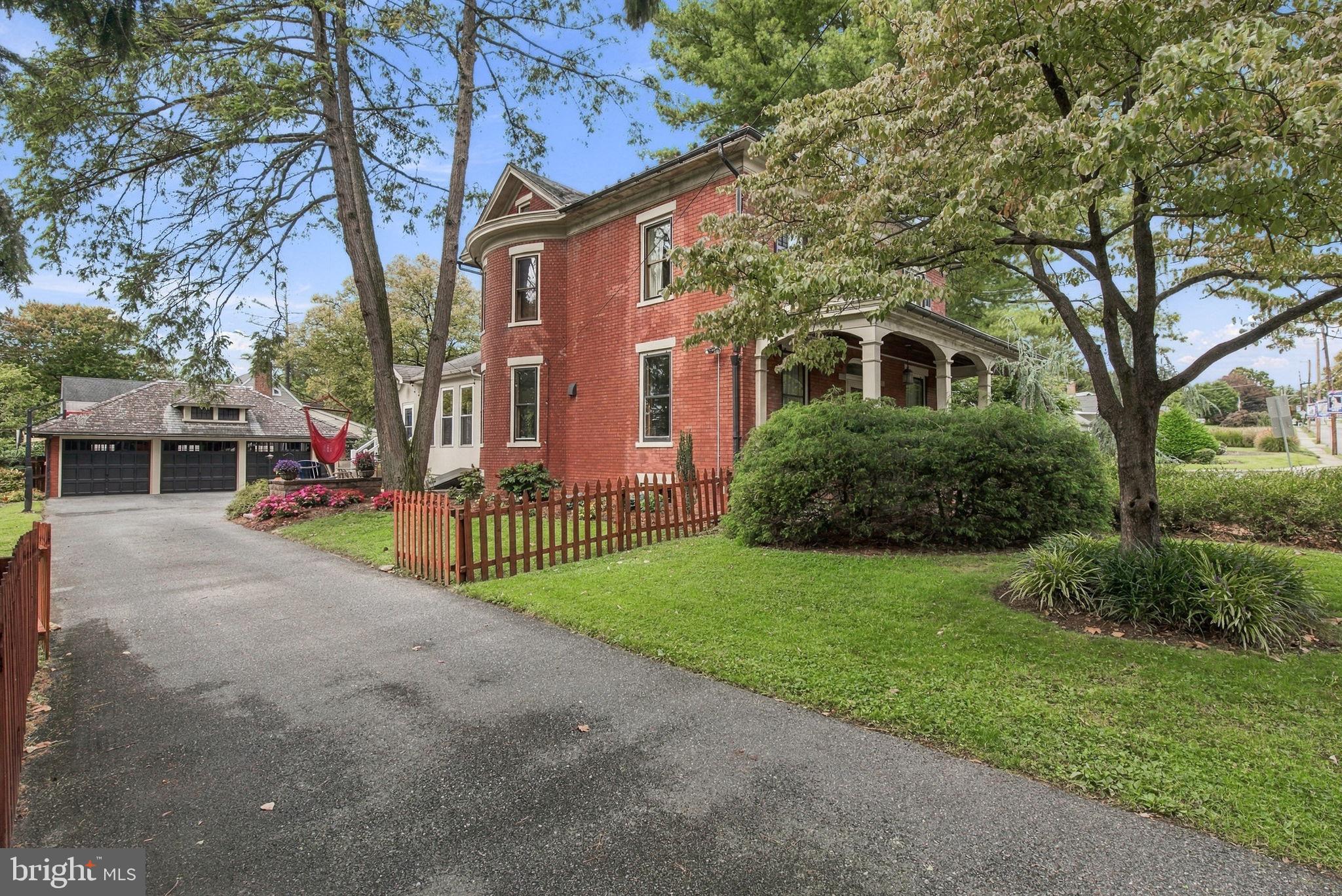 422 N HANOVER STREET