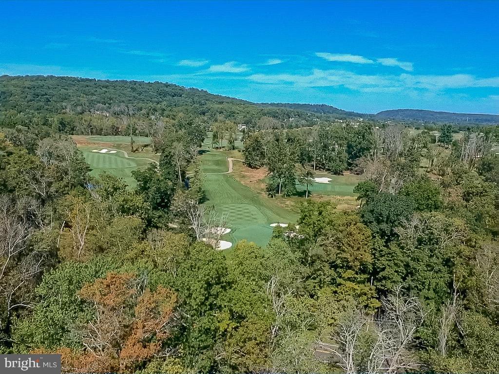 WOOD HILL FARMS - Residential