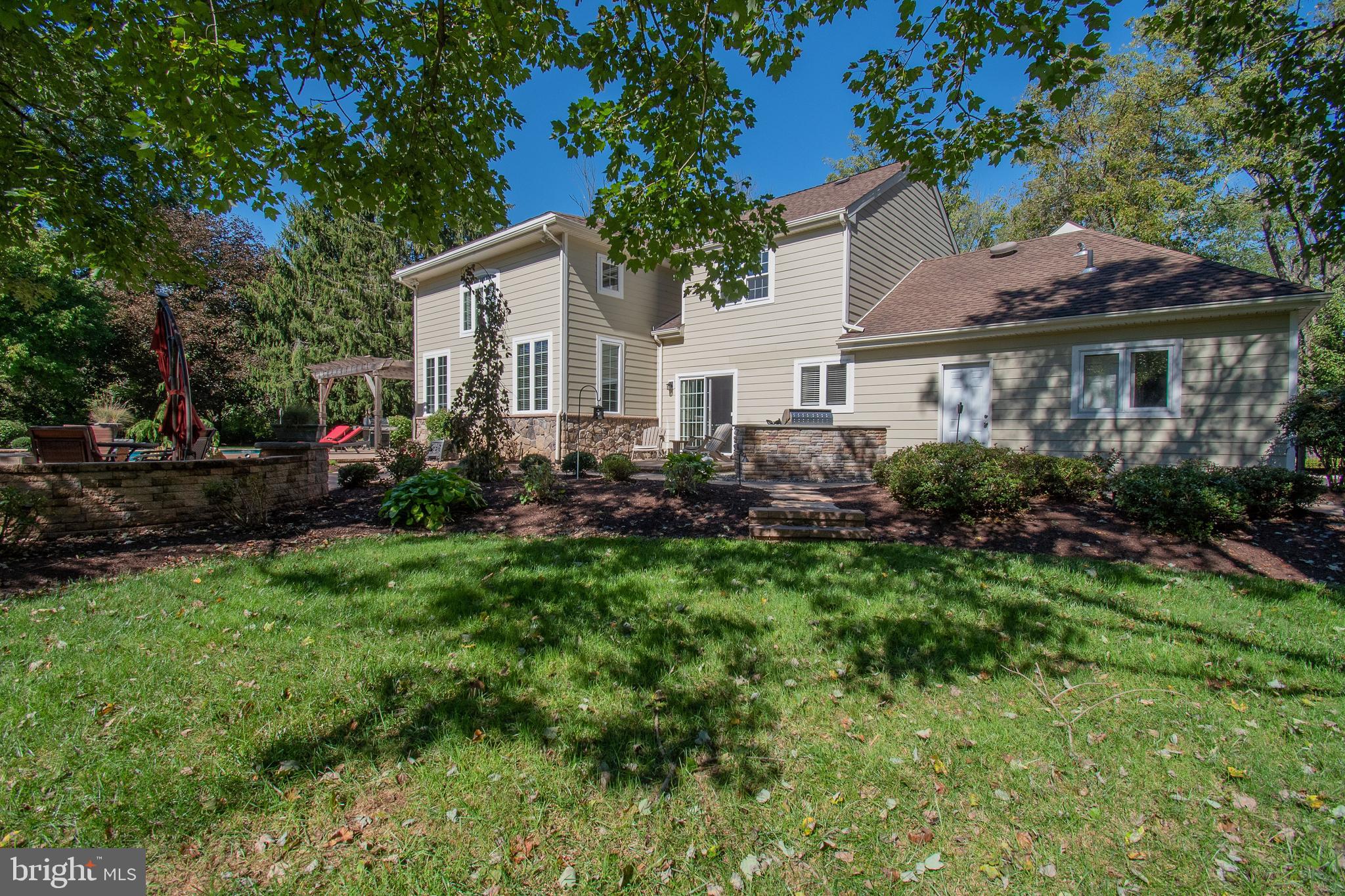 WOOD HILL FARMS - Residential