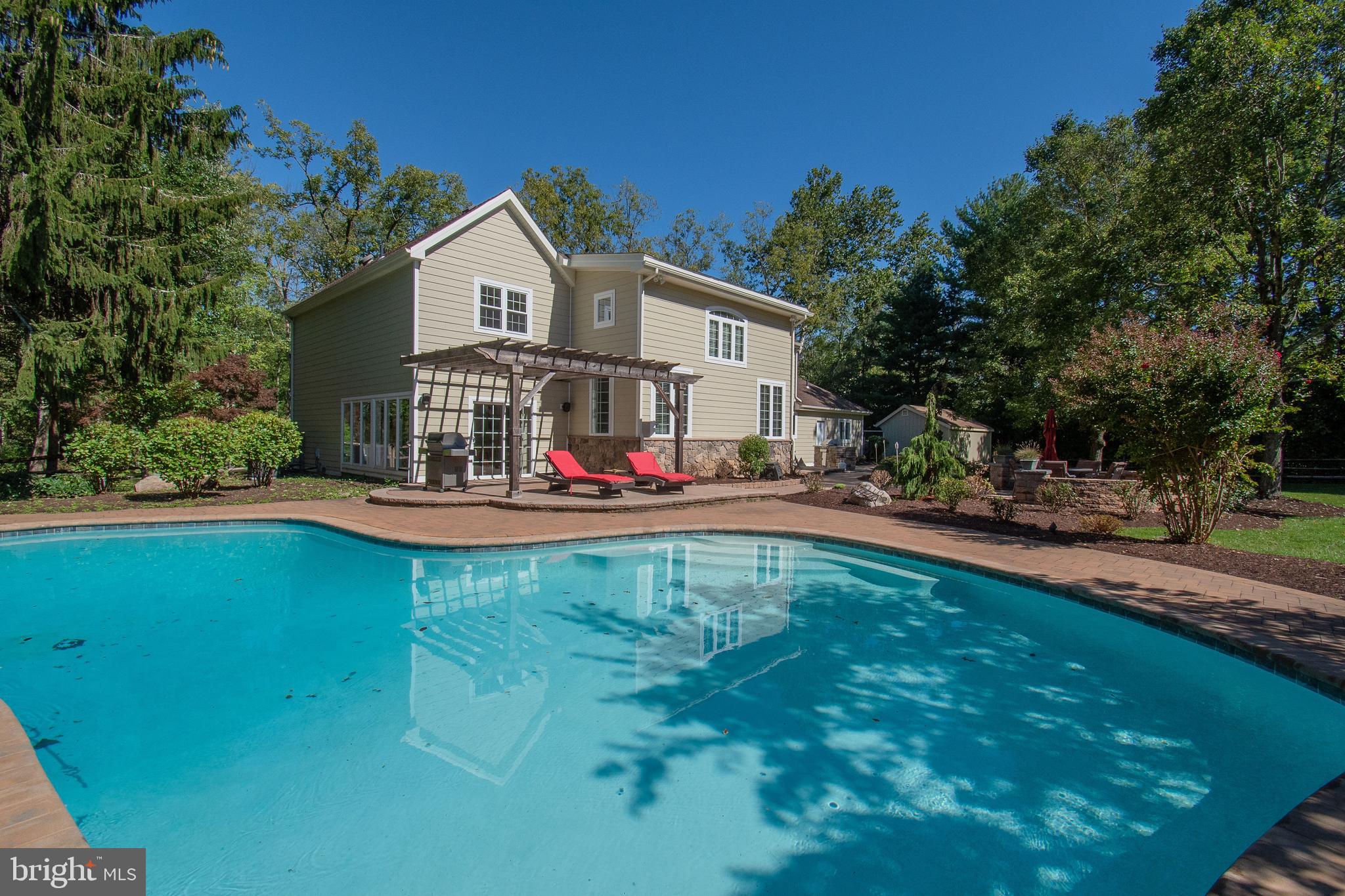 WOOD HILL FARMS - Residential