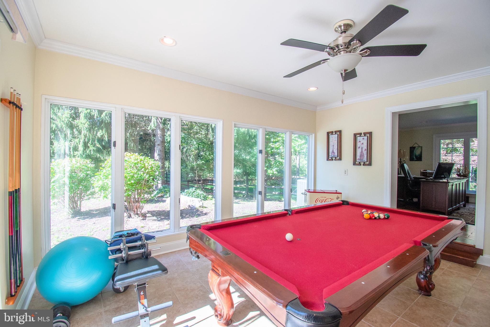 WOOD HILL FARMS - Residential