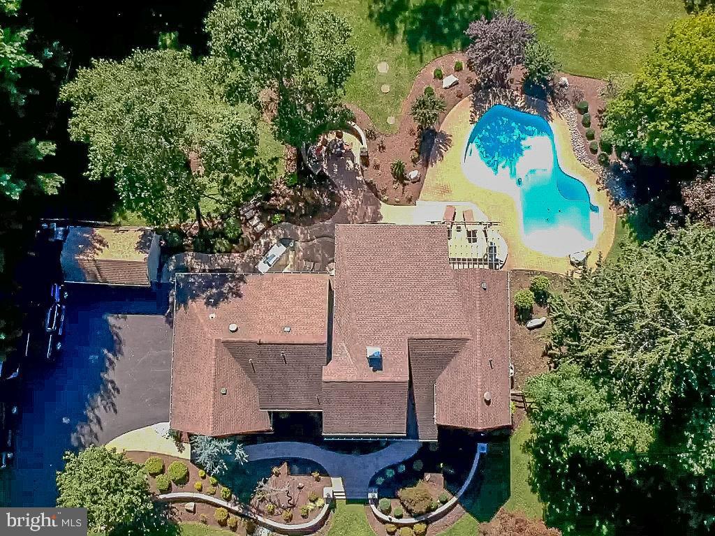 WOOD HILL FARMS - Residential