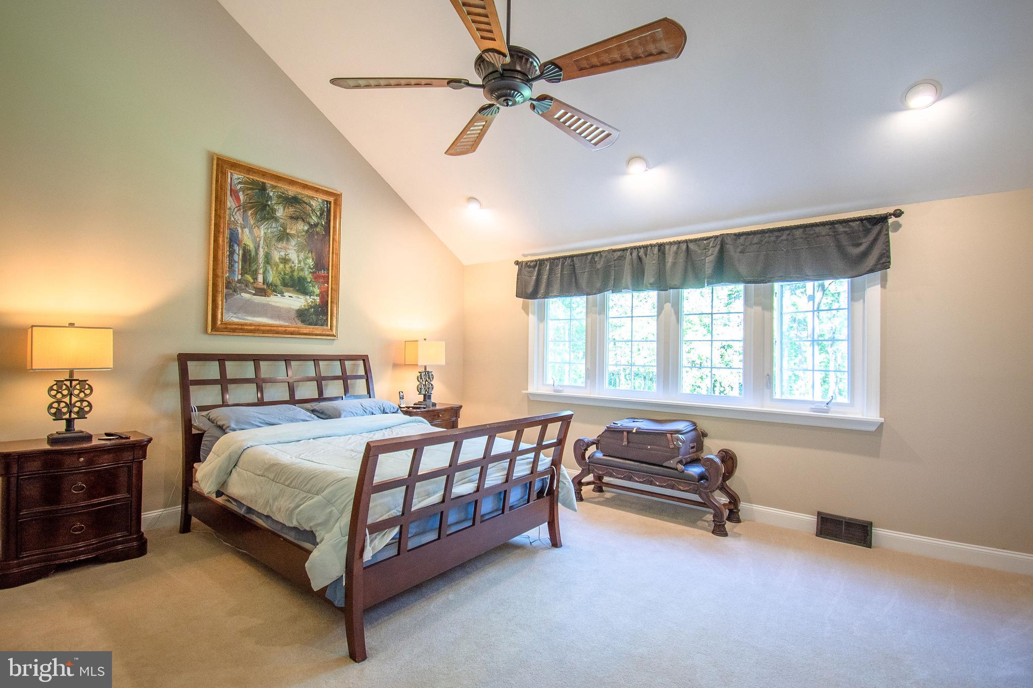 WOOD HILL FARMS - Residential