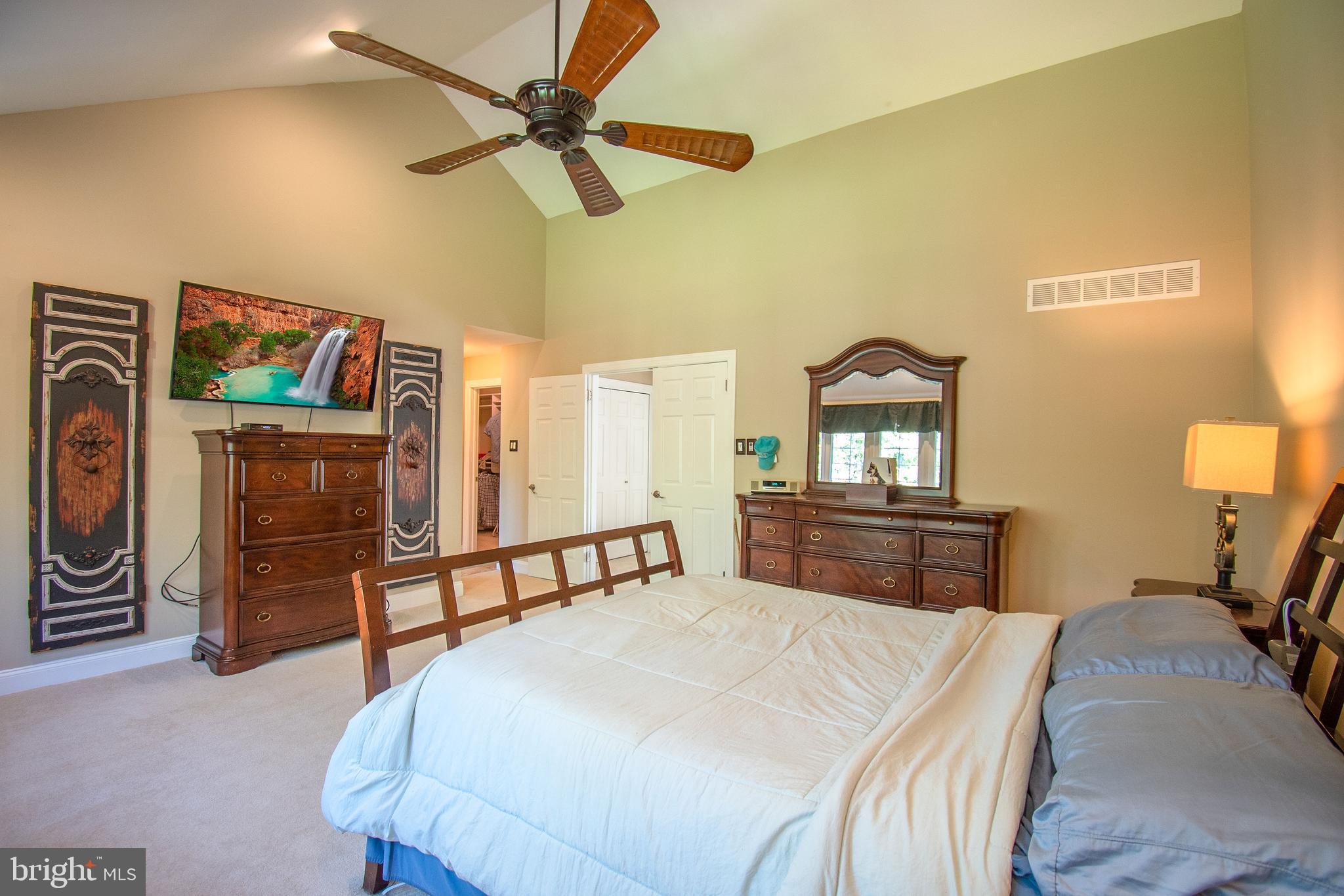 WOOD HILL FARMS - Residential