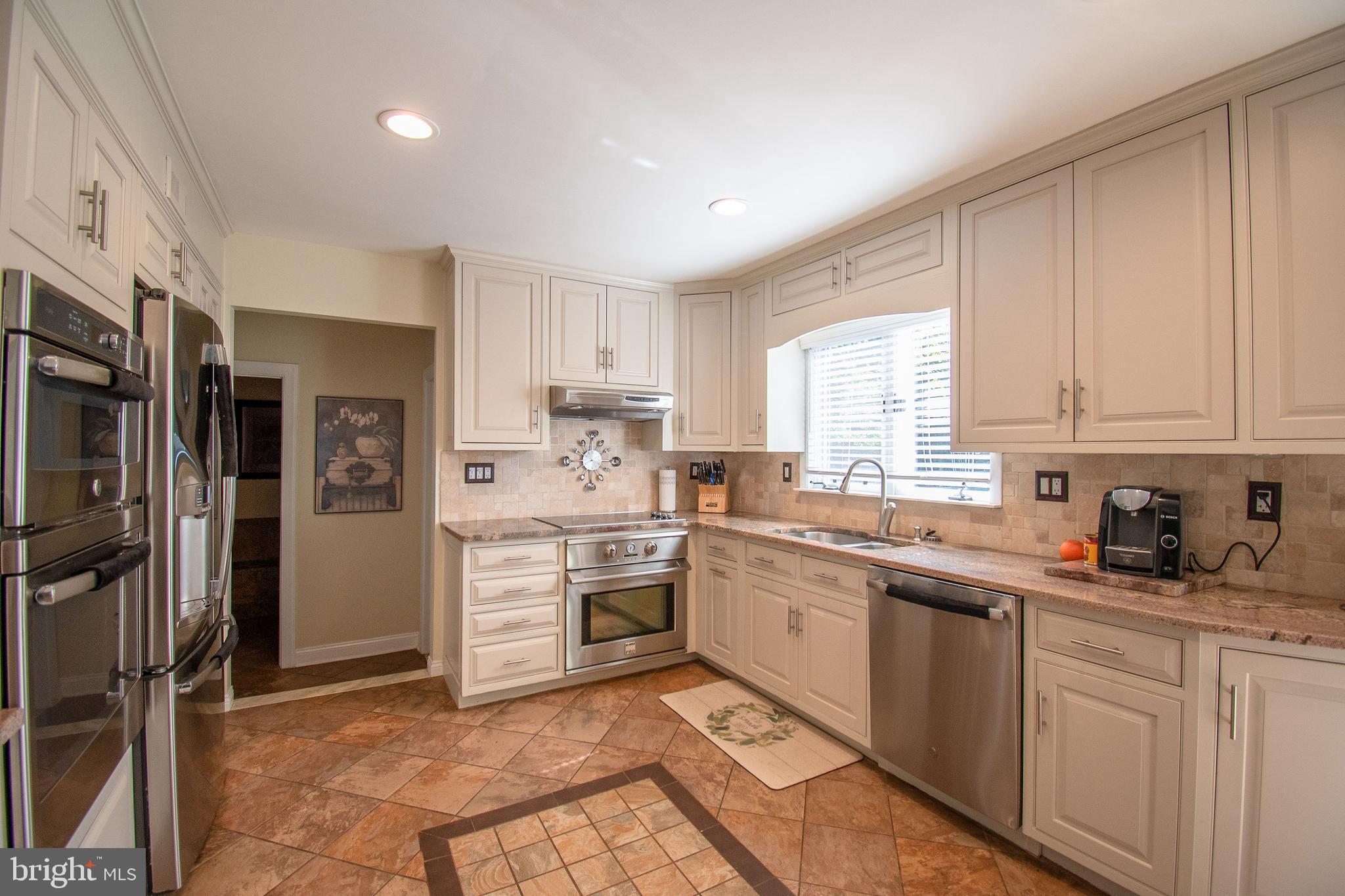 WOOD HILL FARMS - Residential