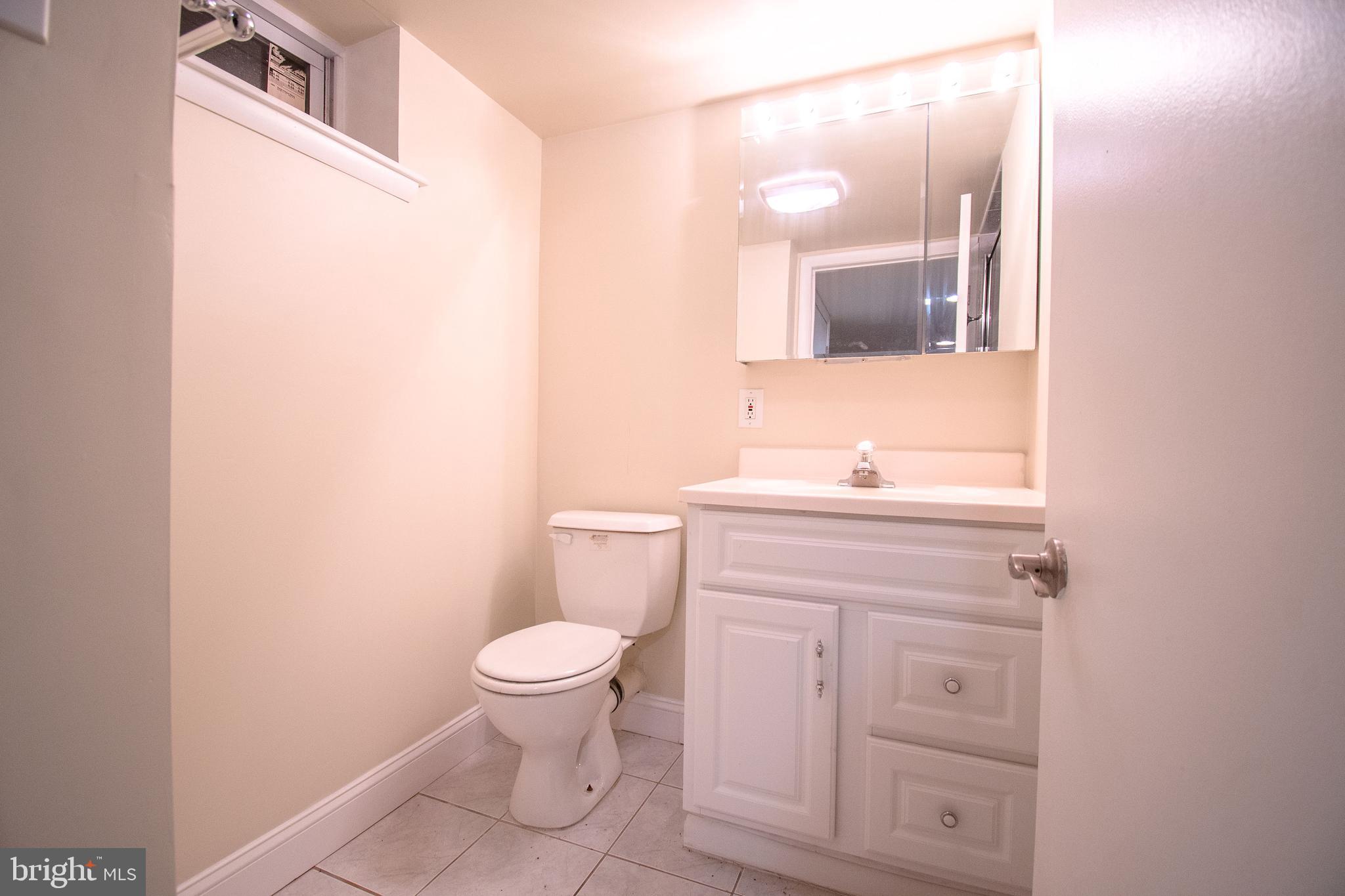 WOOD HILL FARMS - Residential