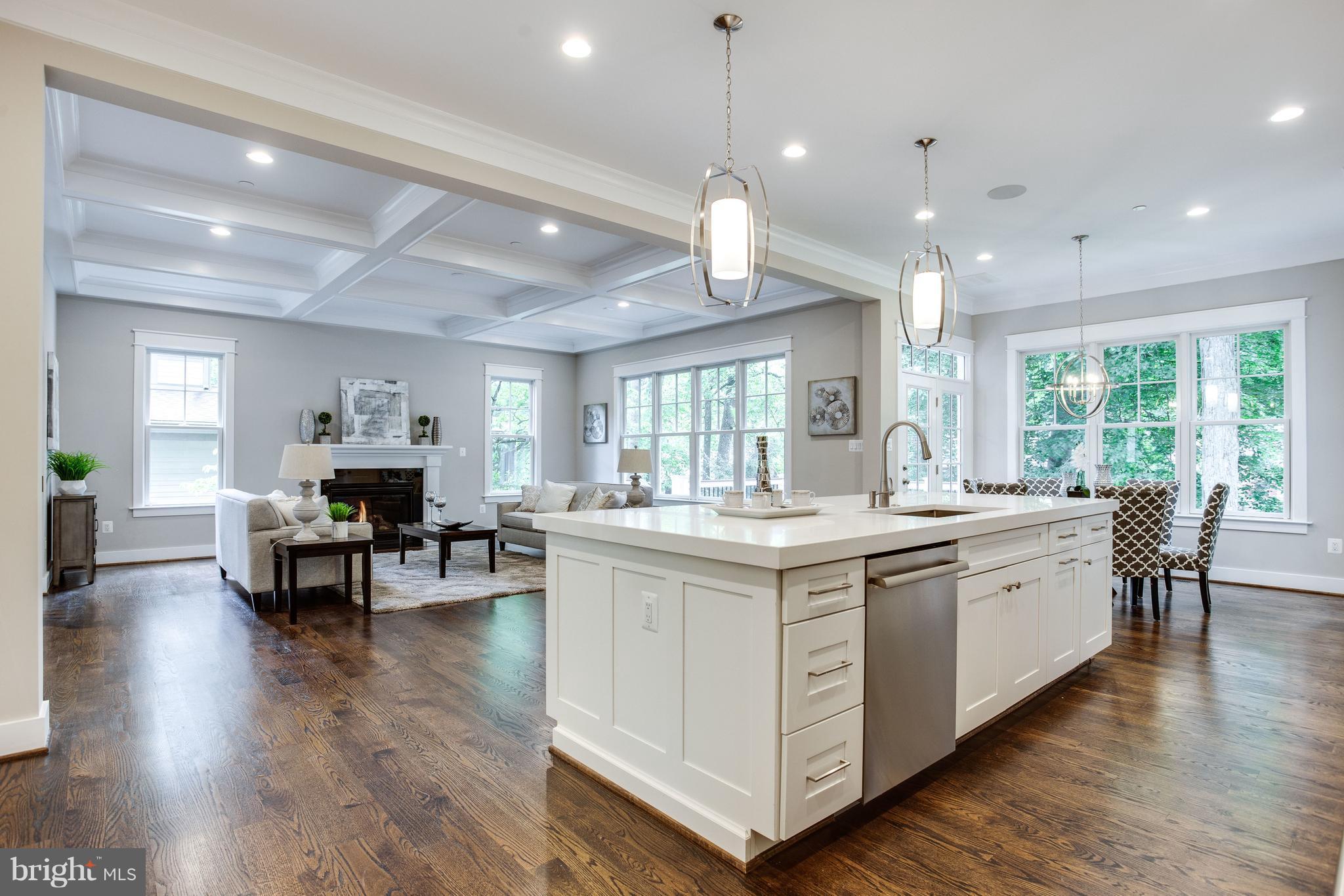 WOODHAVEN - Residential