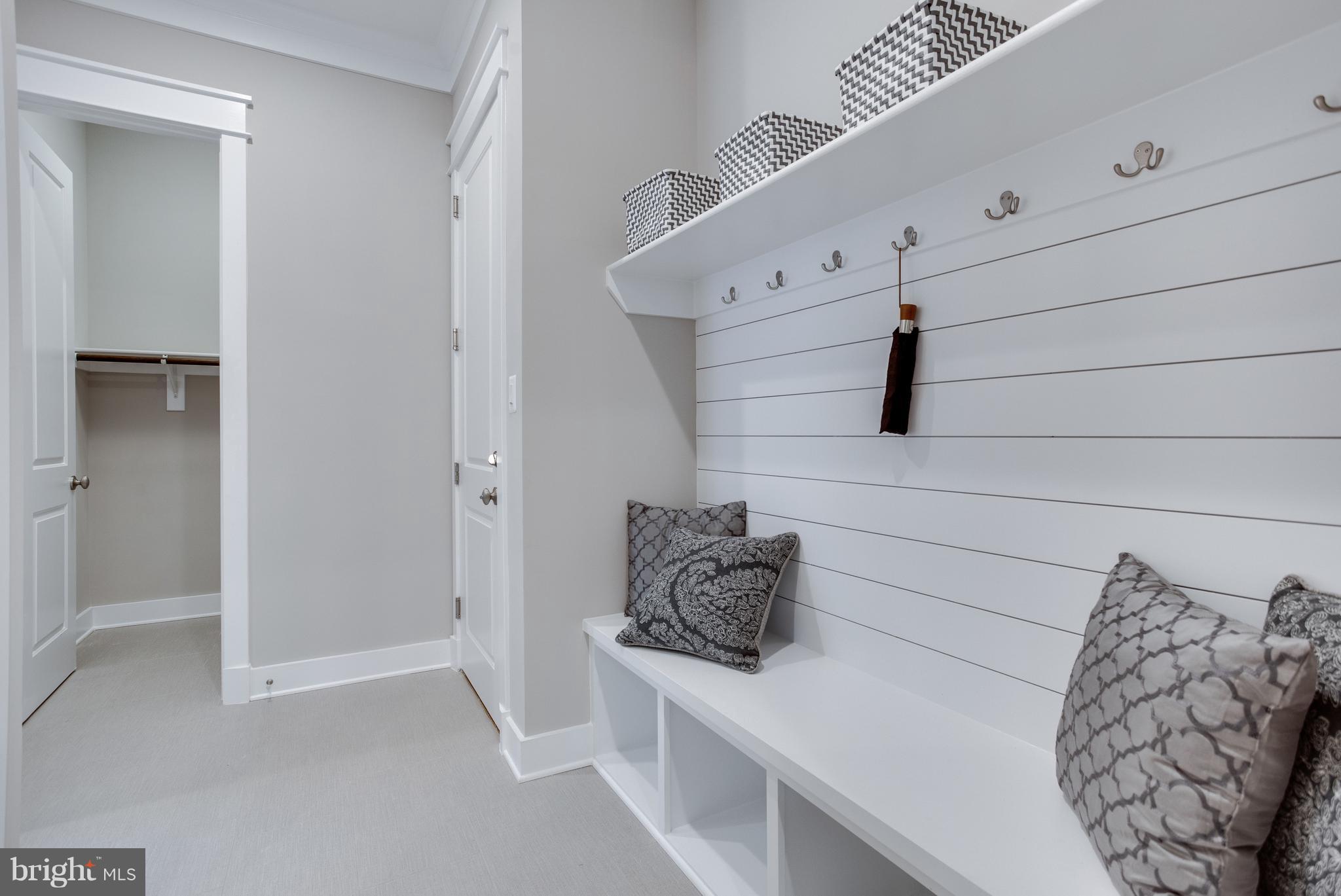 WOODHAVEN - Residential