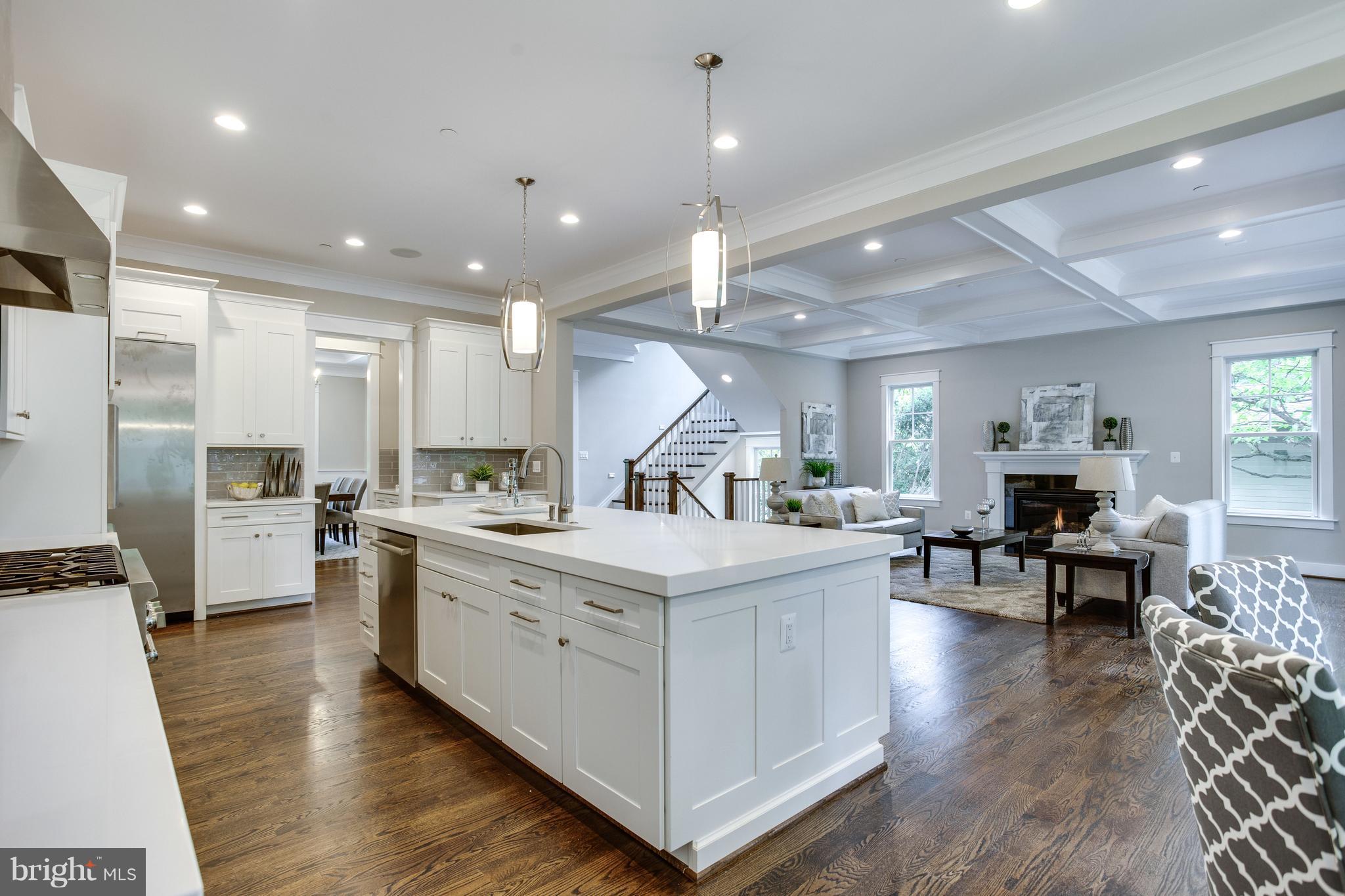 WOODHAVEN - Residential