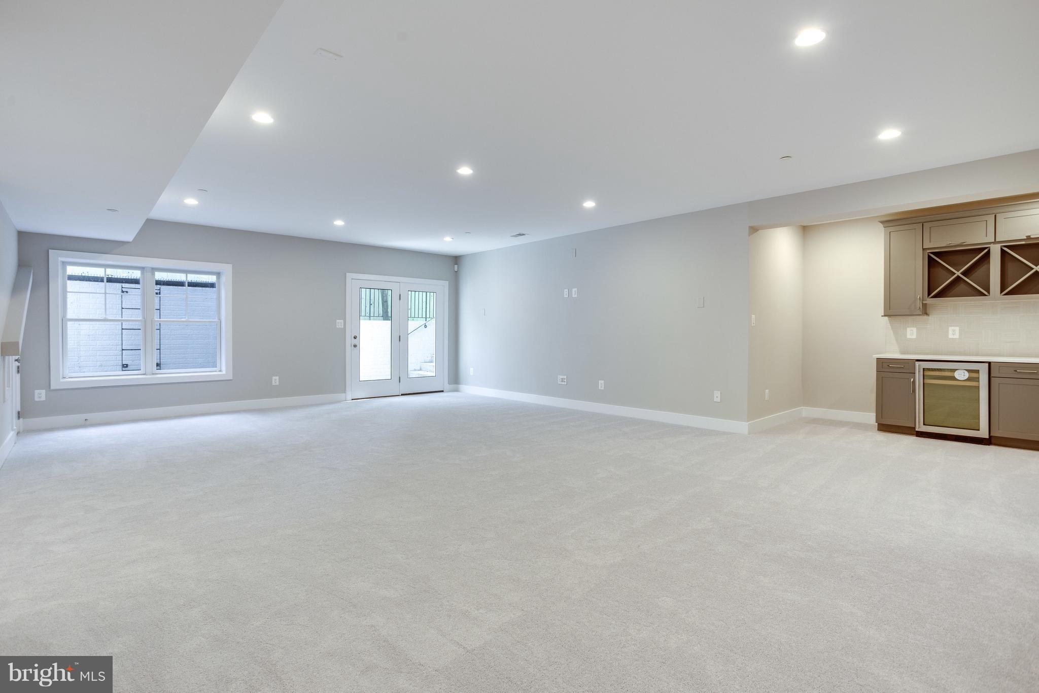 WOODHAVEN - Residential