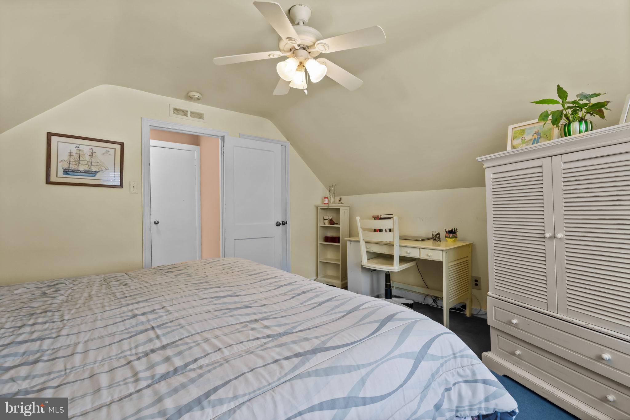 ELKINS PARK - Residential