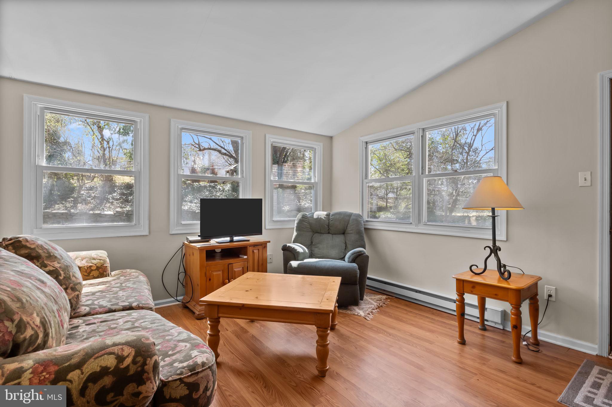 ELKINS PARK - Residential