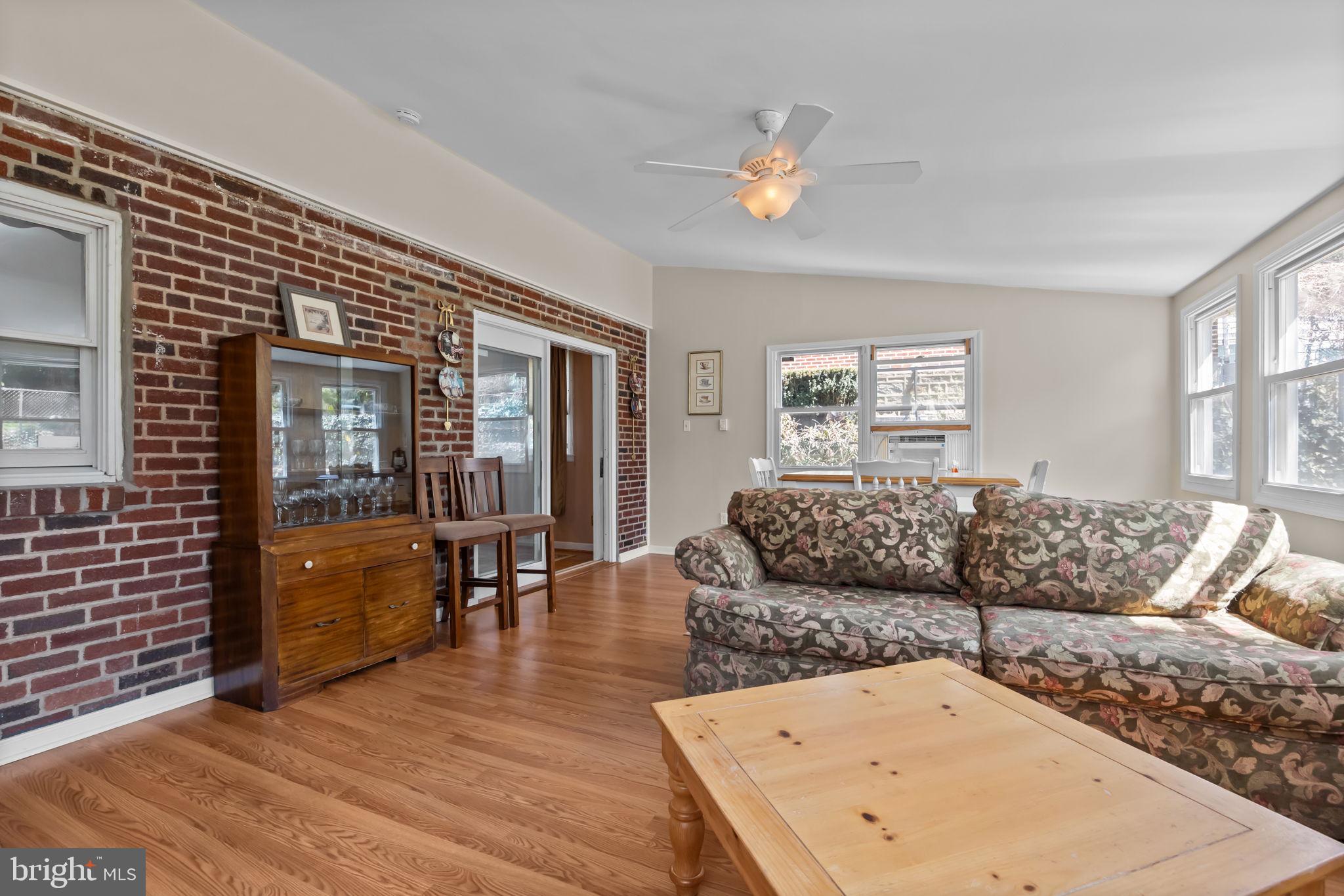 ELKINS PARK - Residential