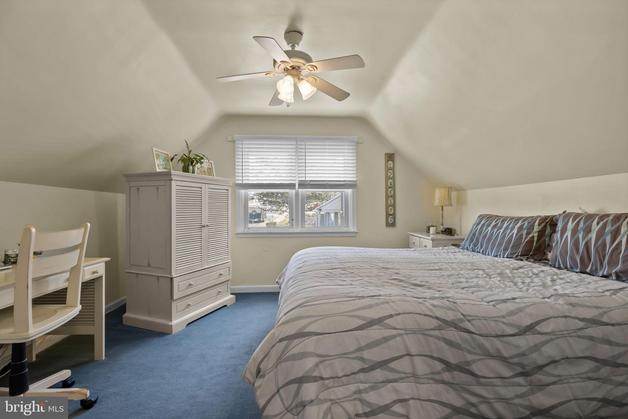 ELKINS PARK - Residential