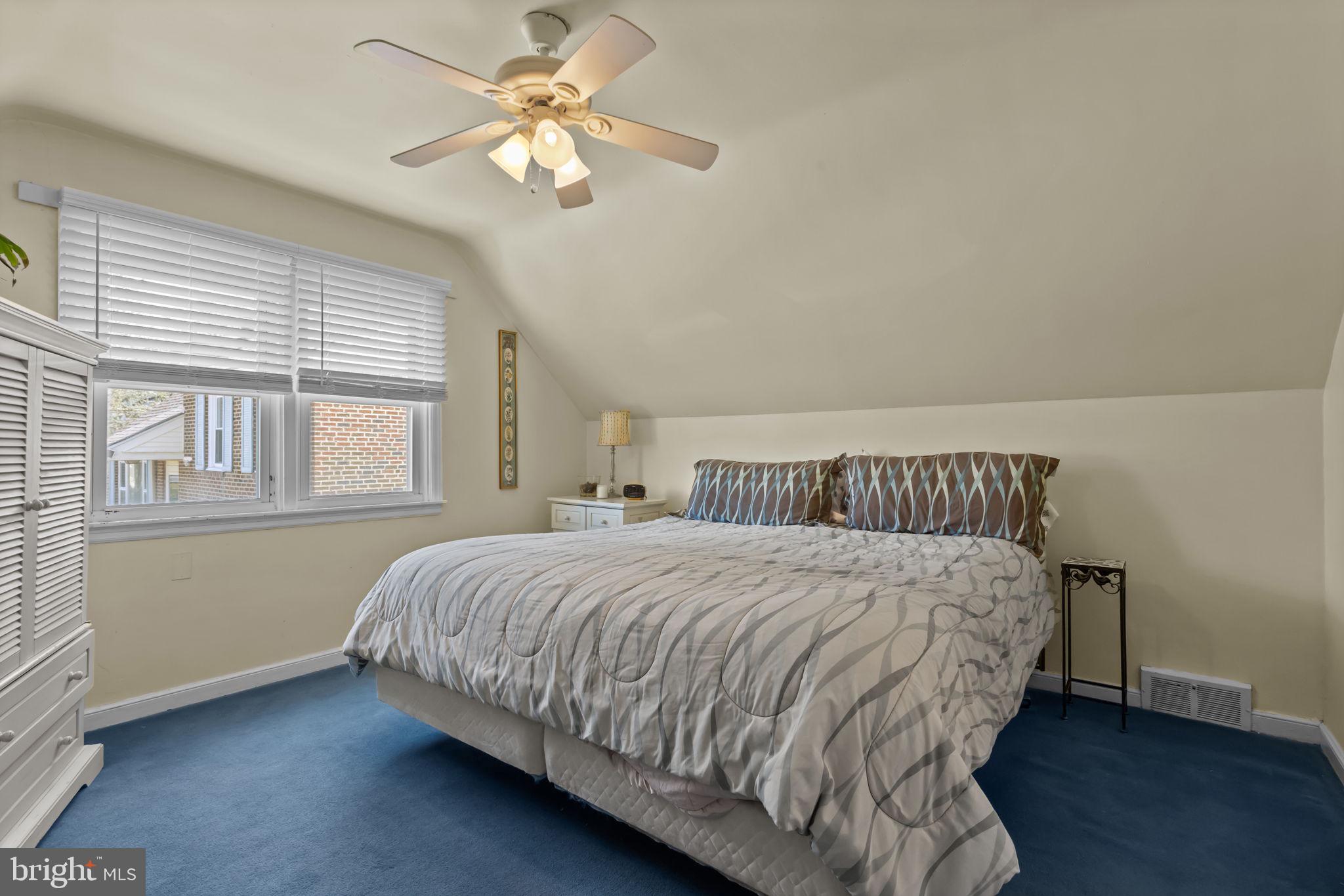 ELKINS PARK - Residential