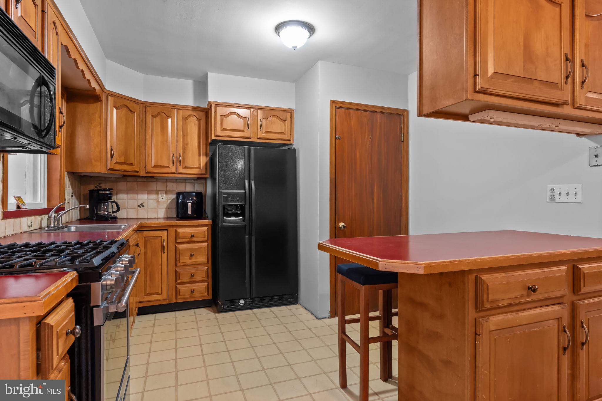 ELKINS PARK - Residential