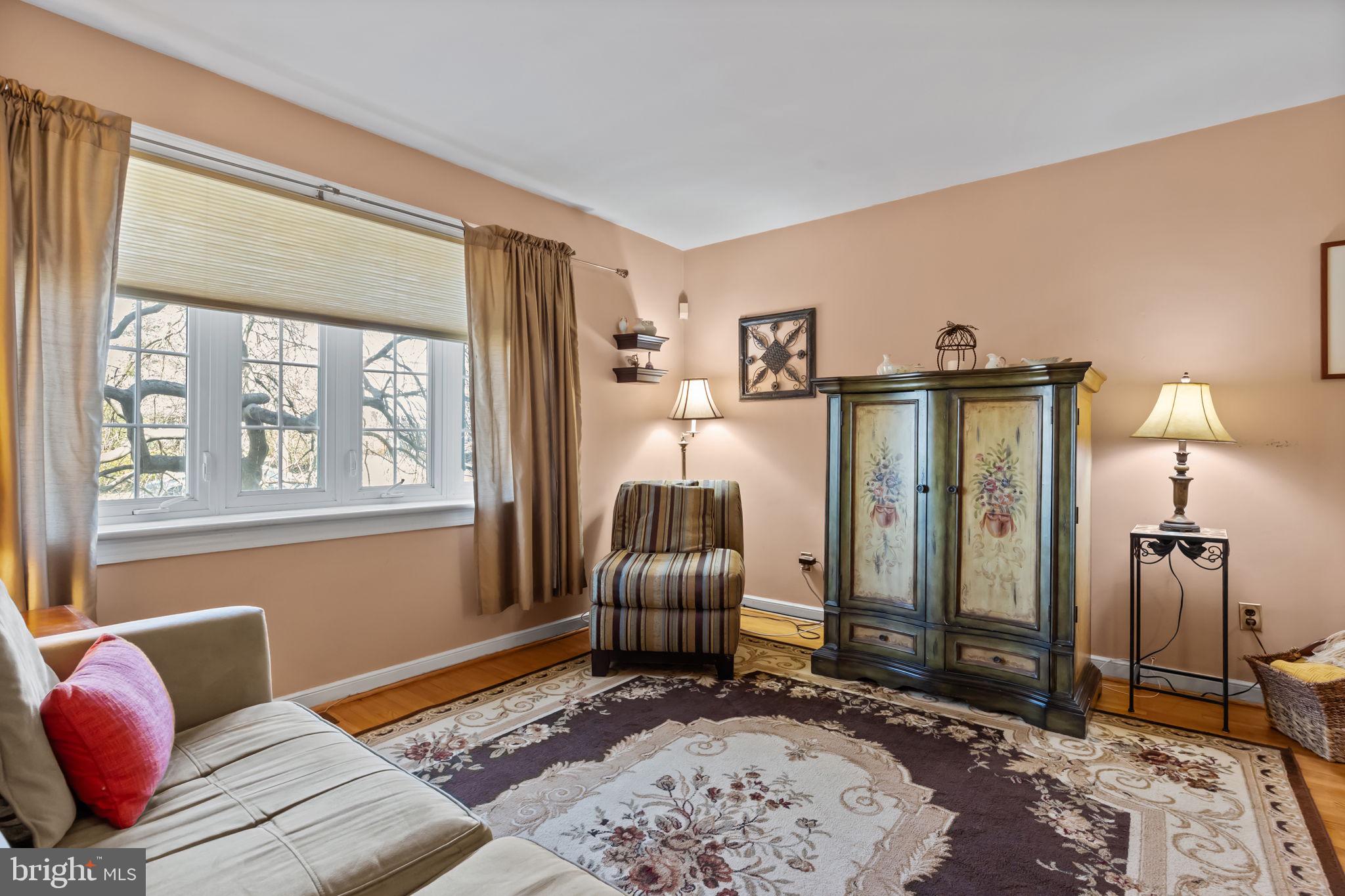 ELKINS PARK - Residential