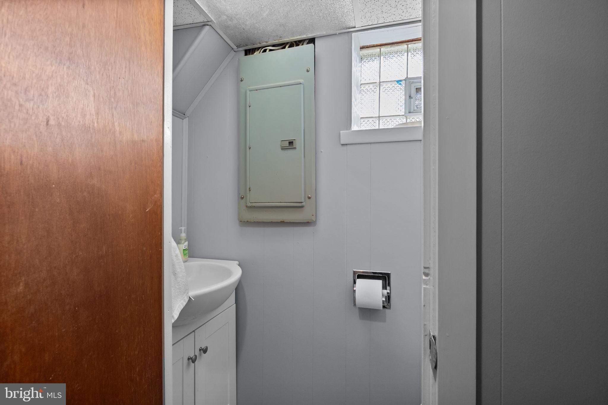 ELKINS PARK - Residential