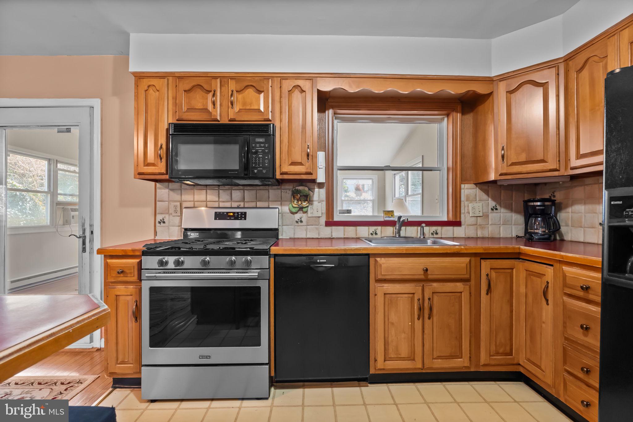 ELKINS PARK - Residential