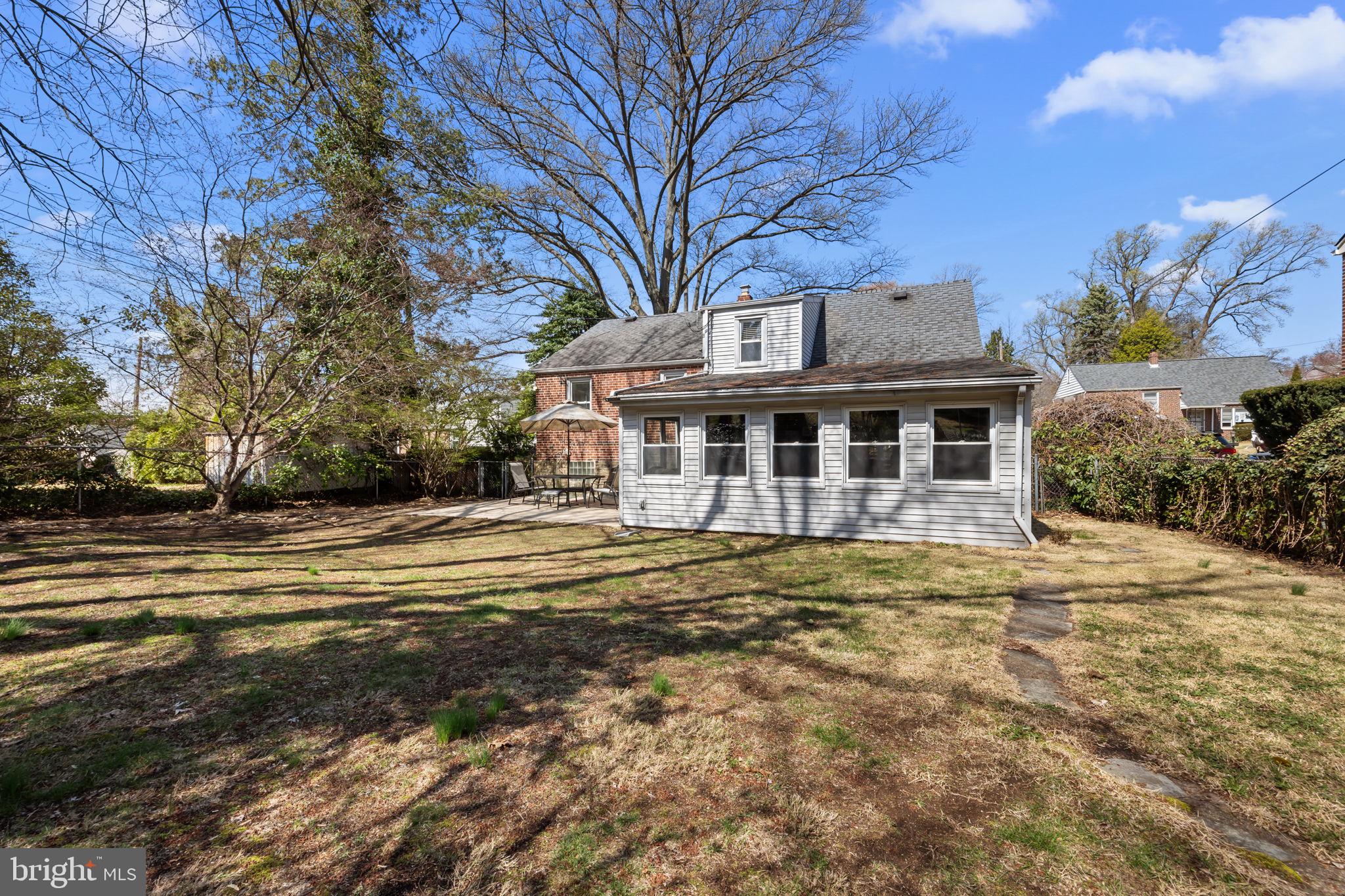 ELKINS PARK - Residential