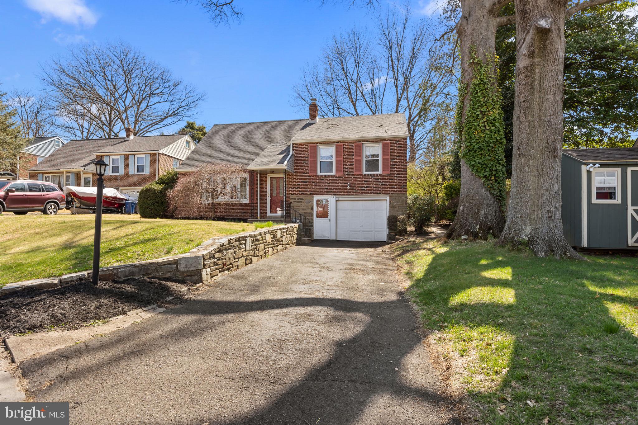 ELKINS PARK - Residential