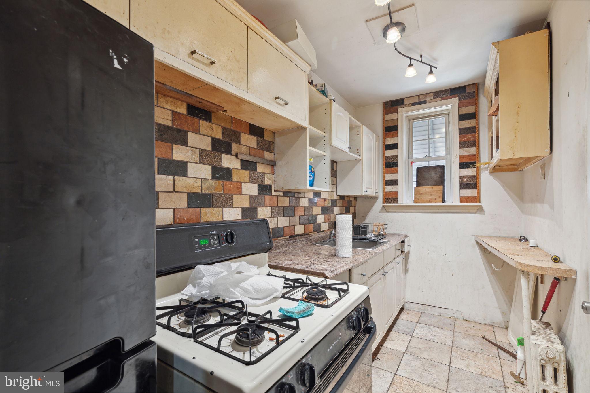 GRAYS FERRY - Residential