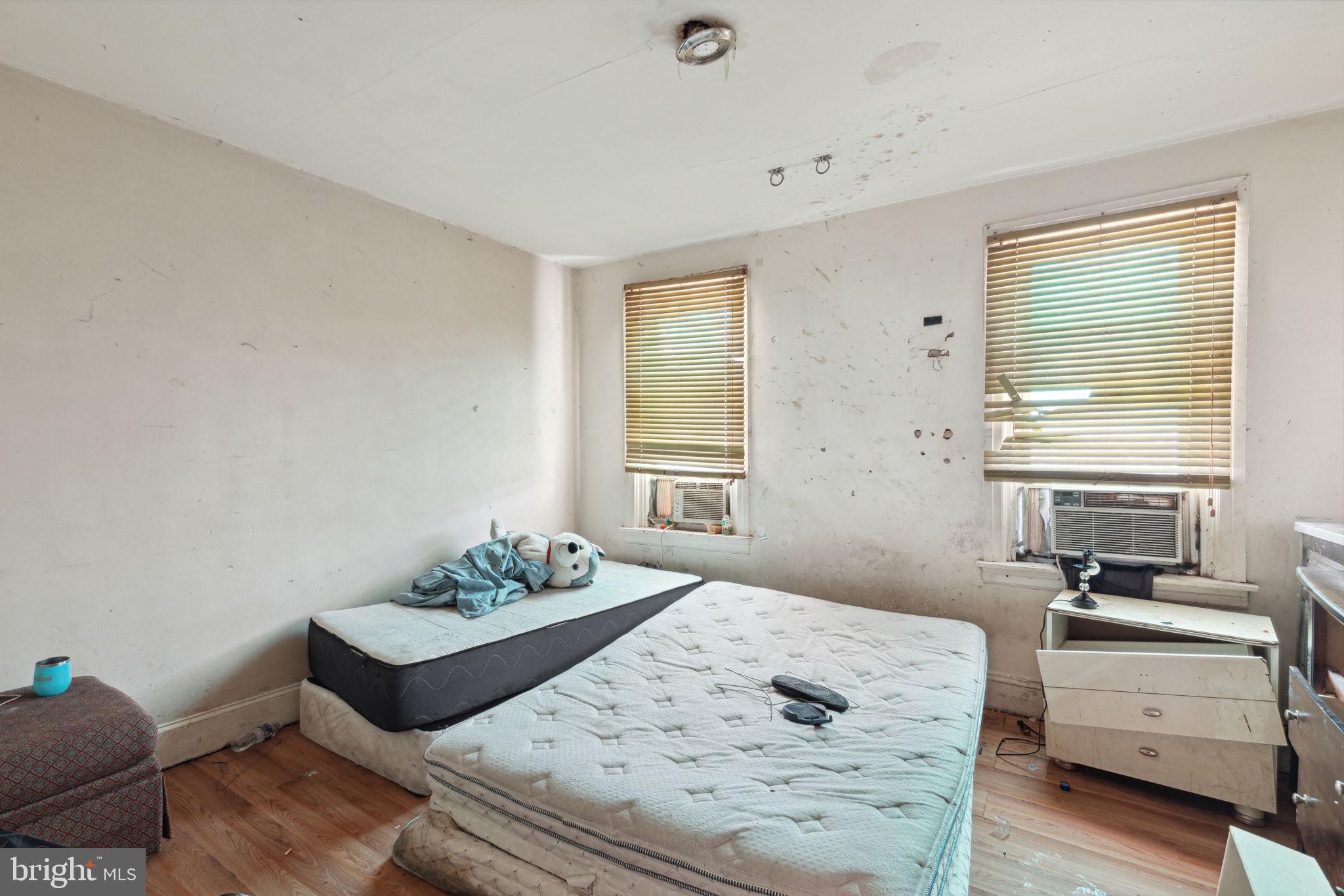 GRAYS FERRY - Residential