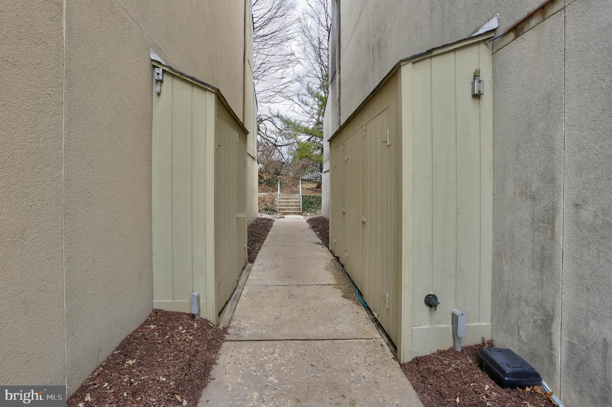 ASHLAR HILL - Residential