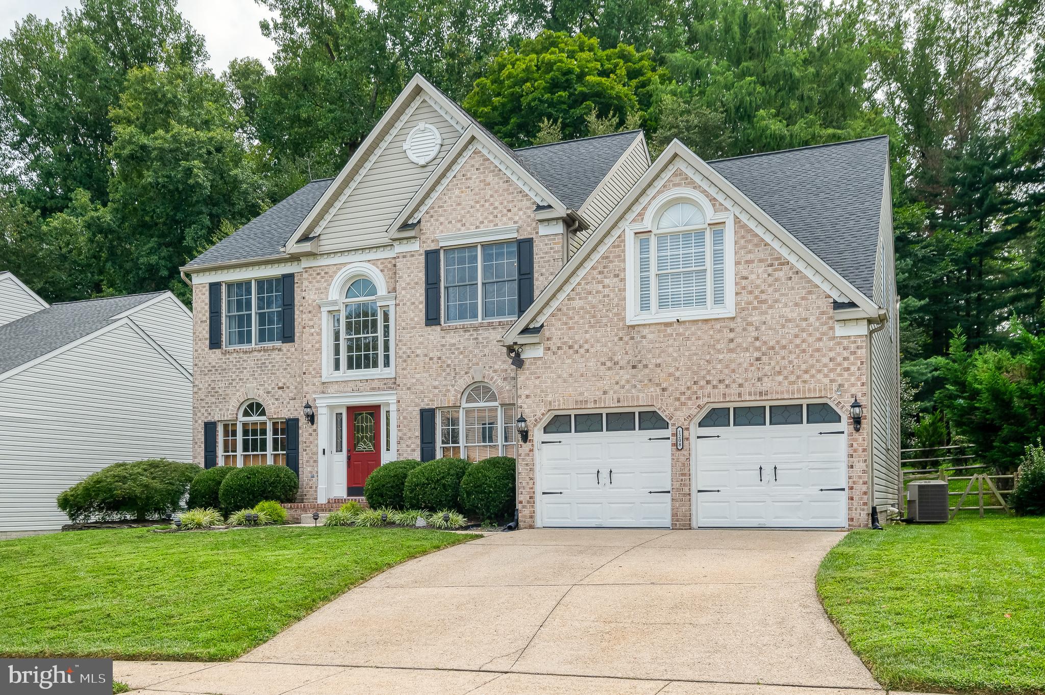 1208 DAHLIA COURT