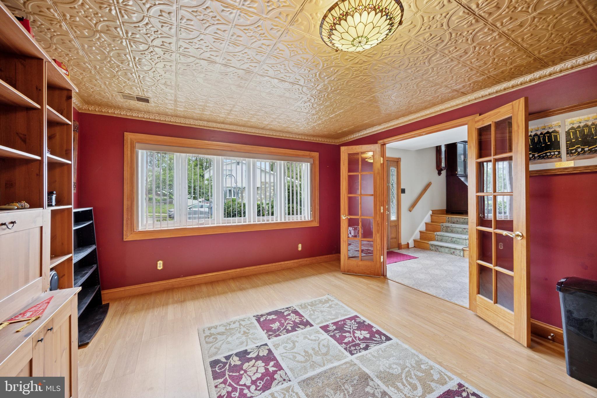 PINE VALLEY - Residential