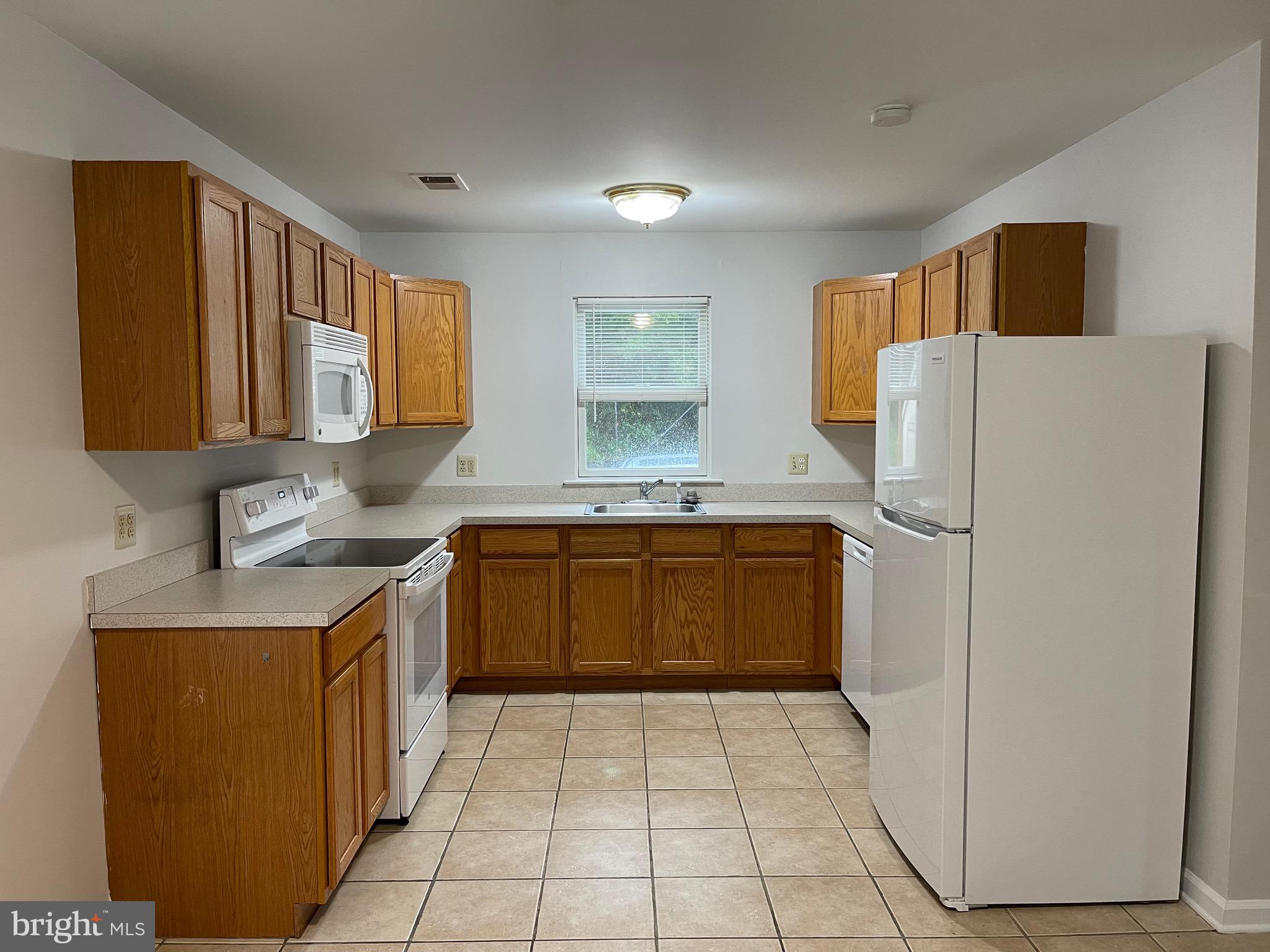 AMBLER - Residential Lease