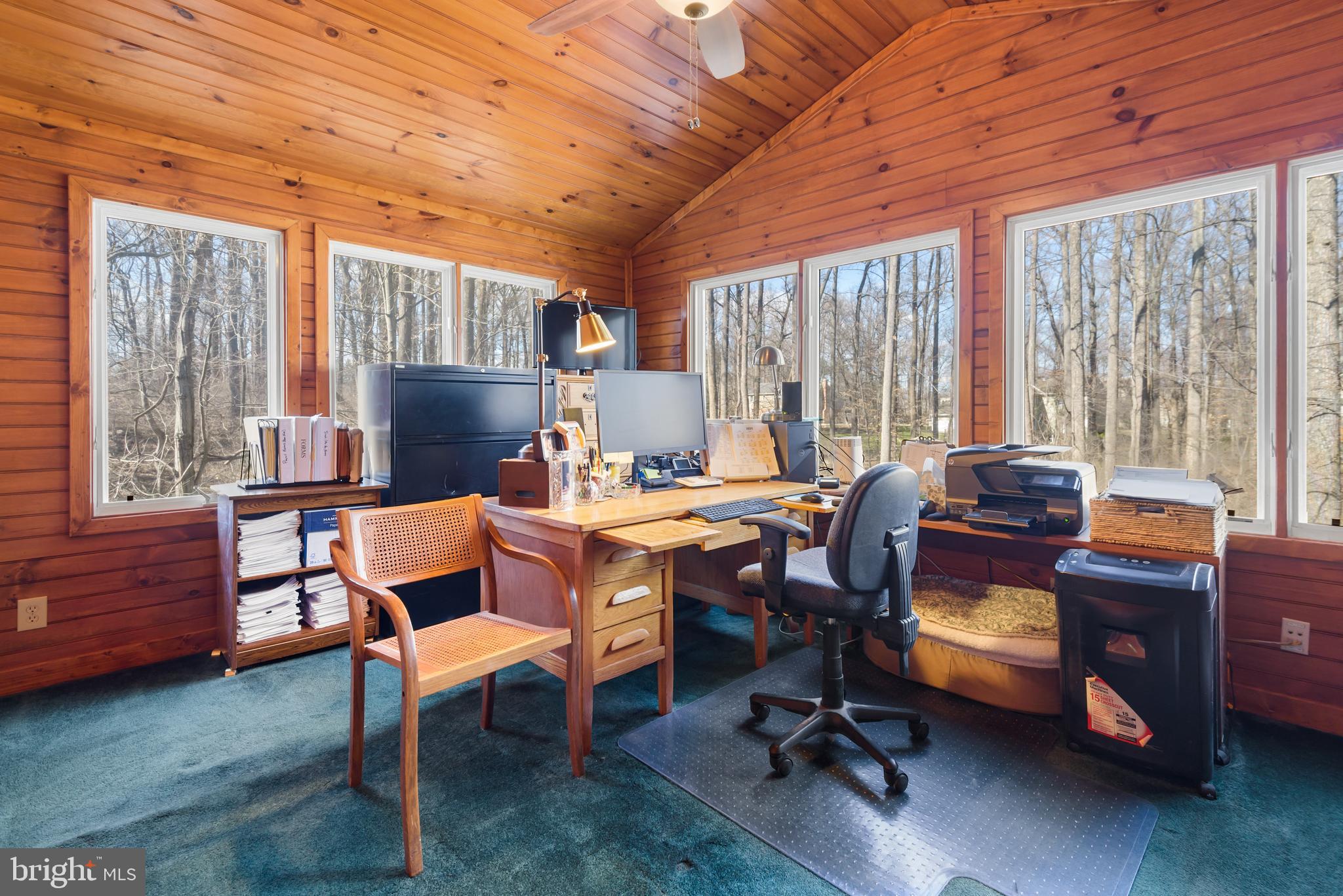 OLNEY - Commercial Sale