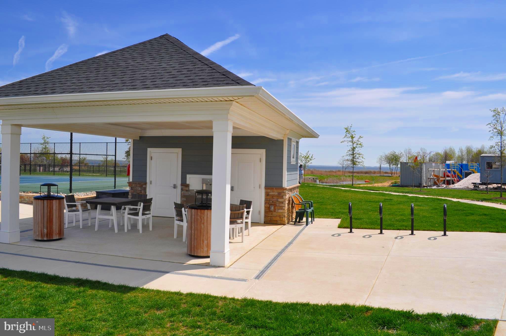 FOUR SEASONS AT KENT ISLAND - Residential Lease