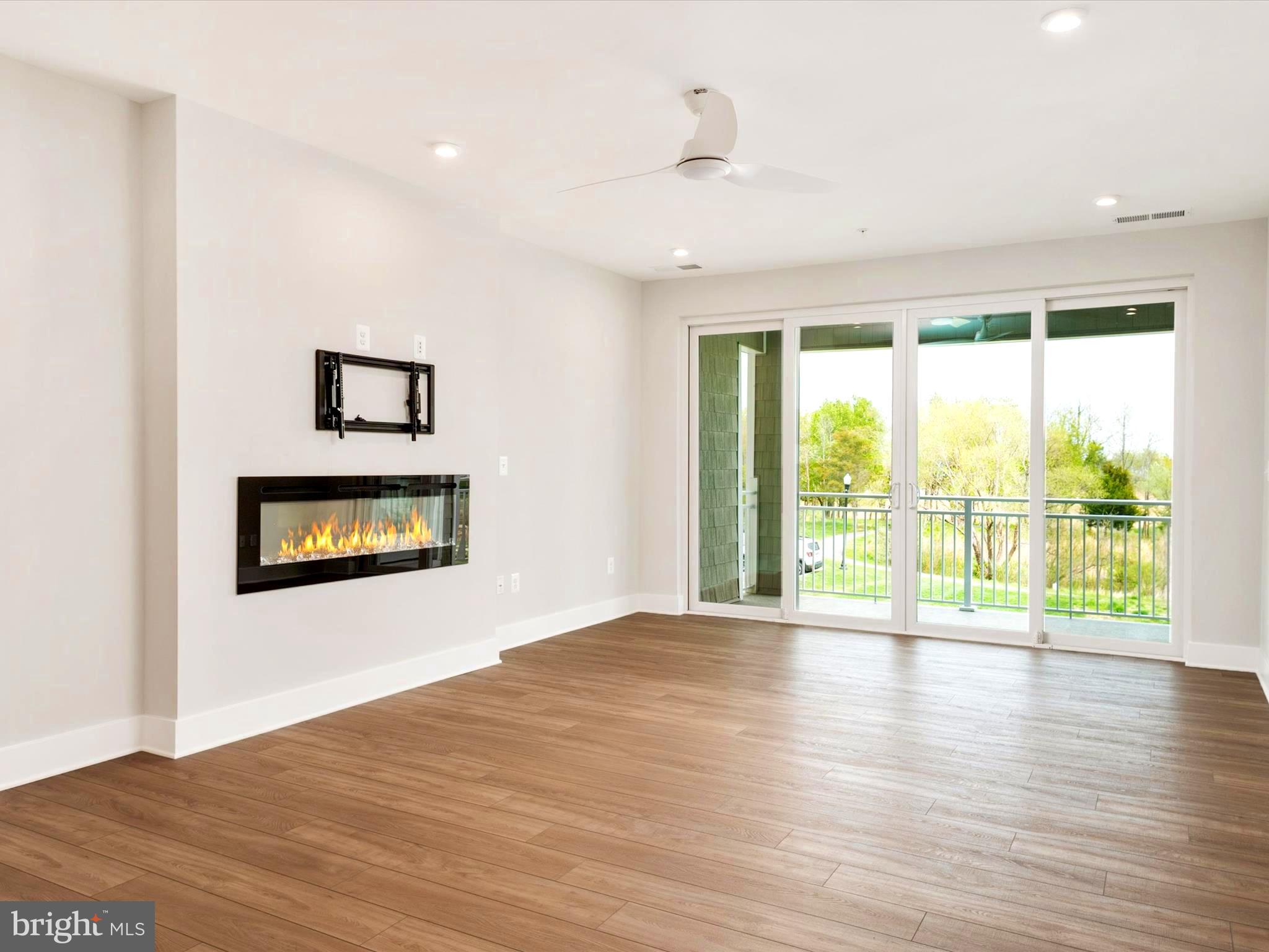 FOUR SEASONS AT KENT ISLAND - Residential Lease