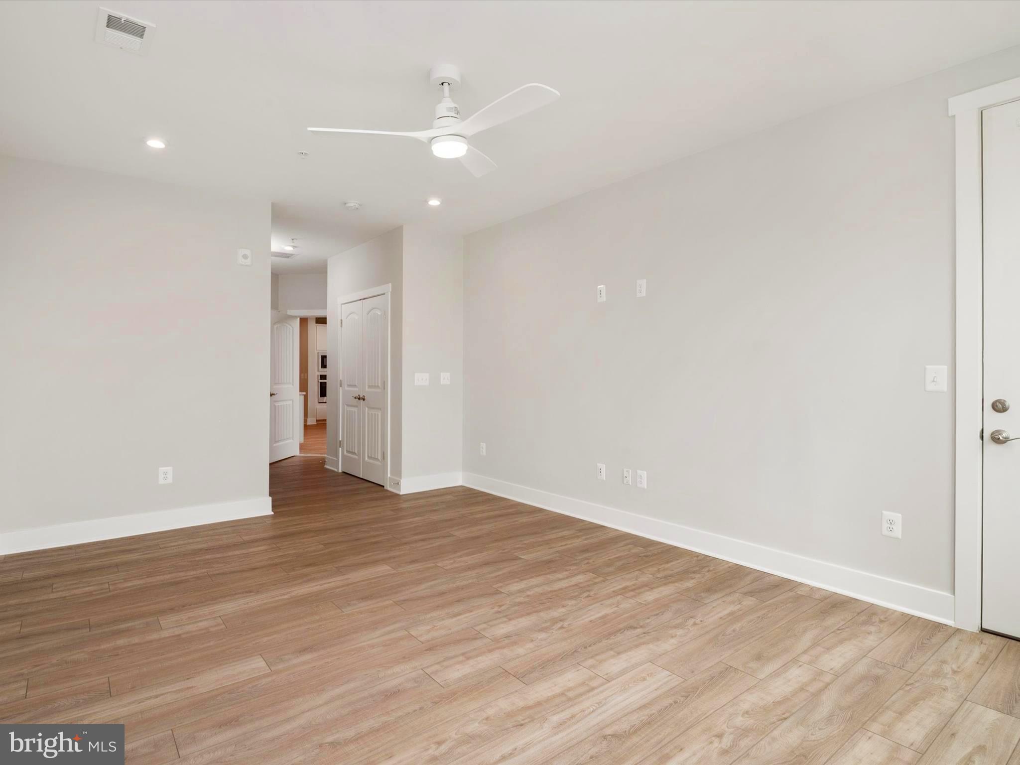 FOUR SEASONS AT KENT ISLAND - Residential Lease