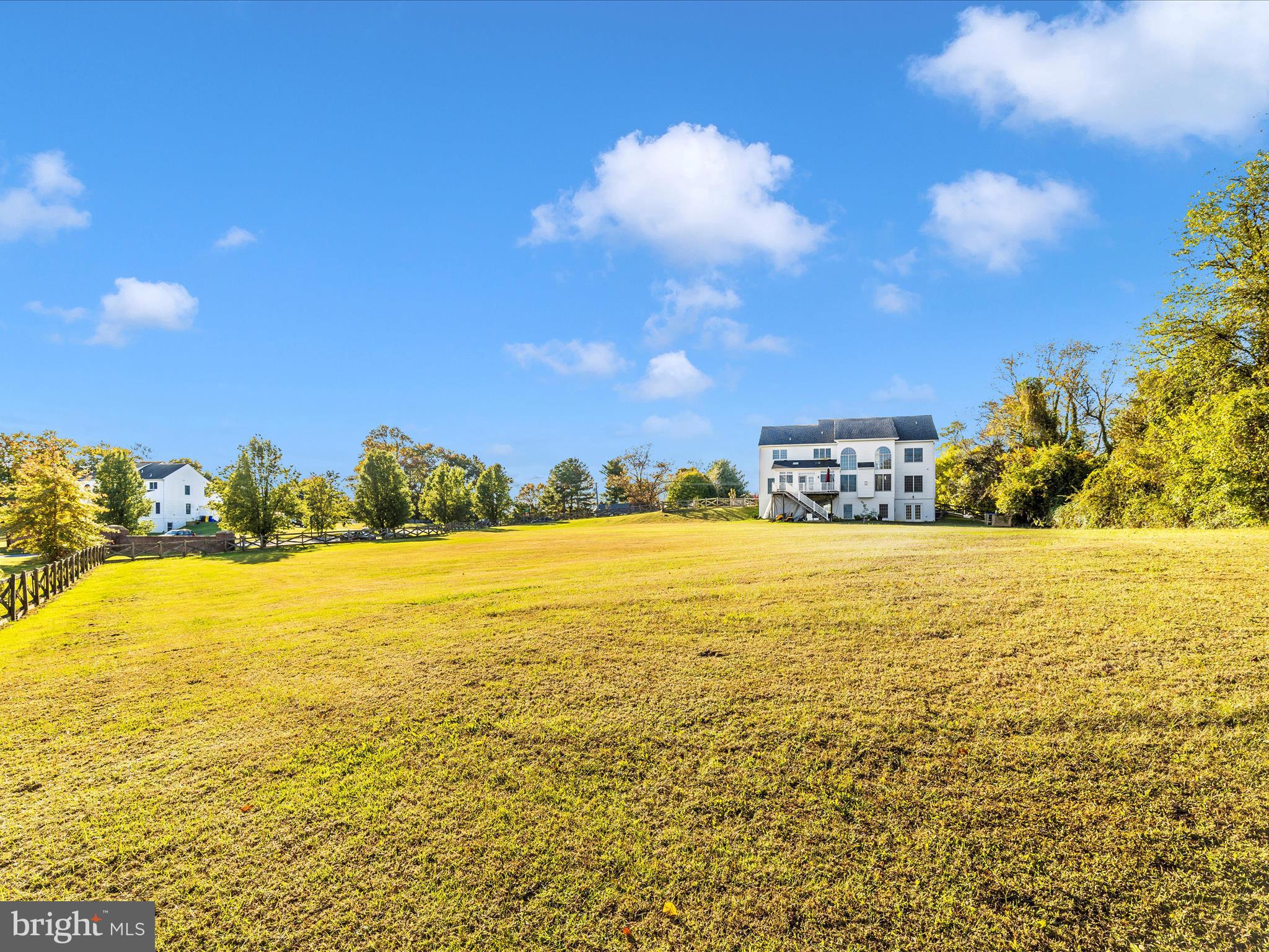 SUNSHINE ACRES - Residential