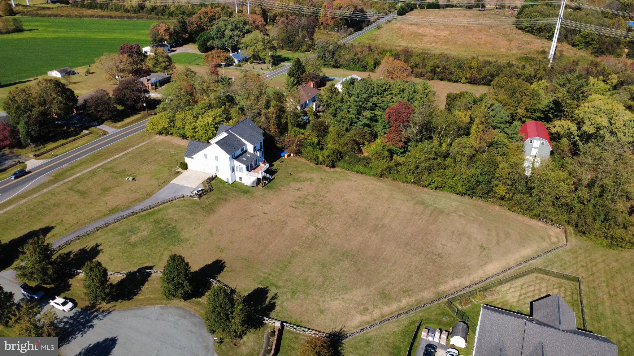 SUNSHINE ACRES - Residential