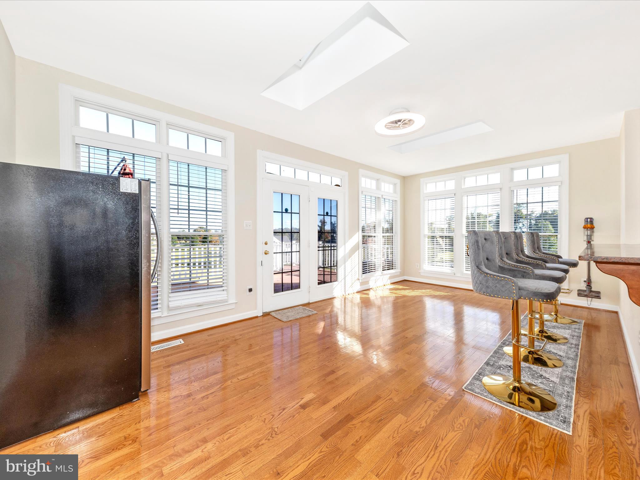 SUNSHINE ACRES - Residential