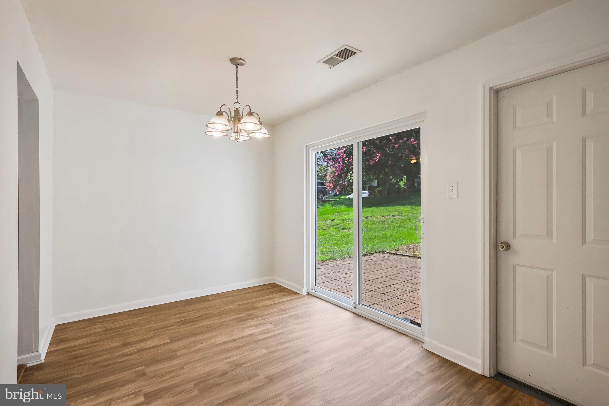 KINGS PARK - Residential Lease