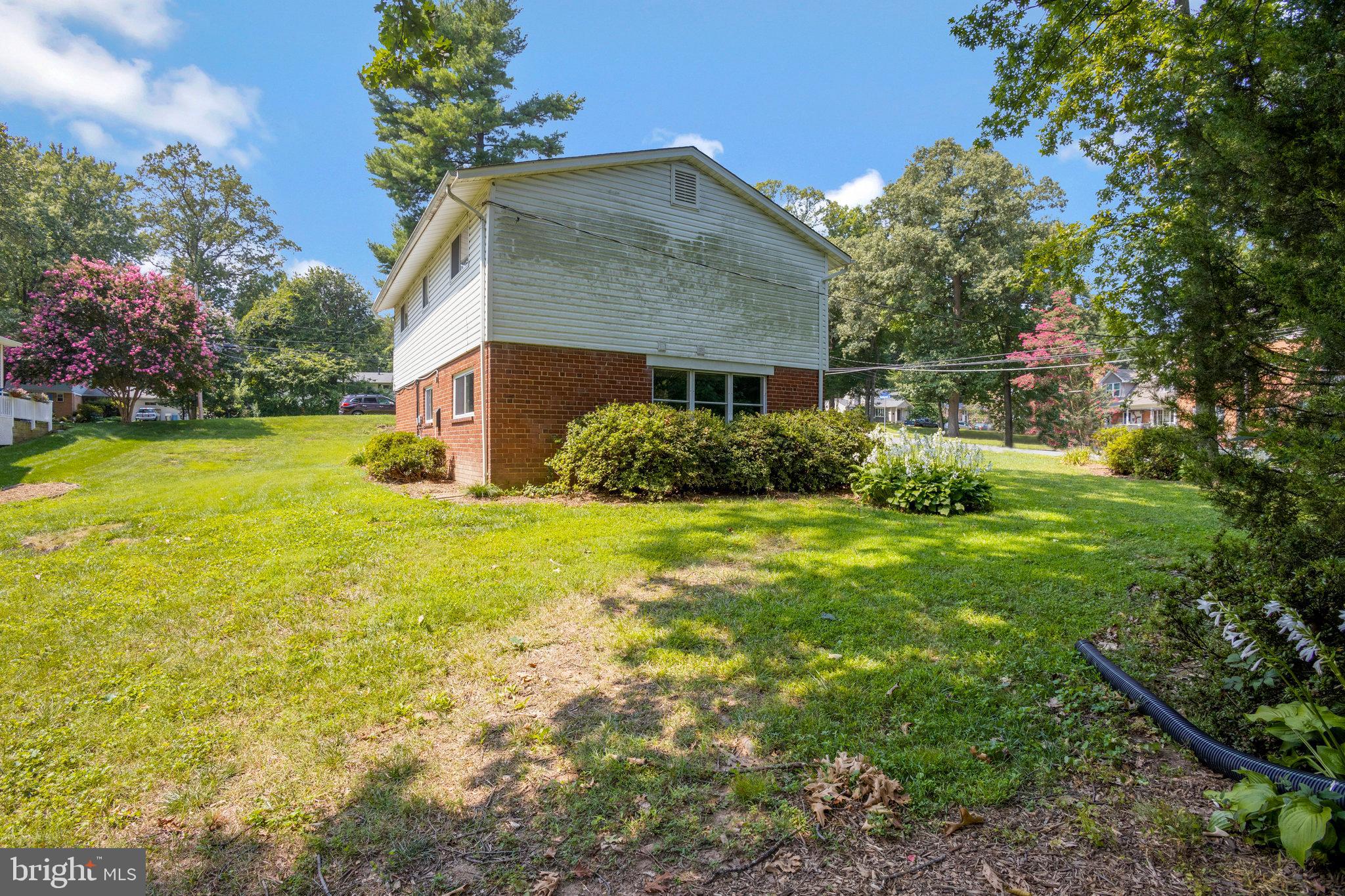 KINGS PARK - Residential Lease