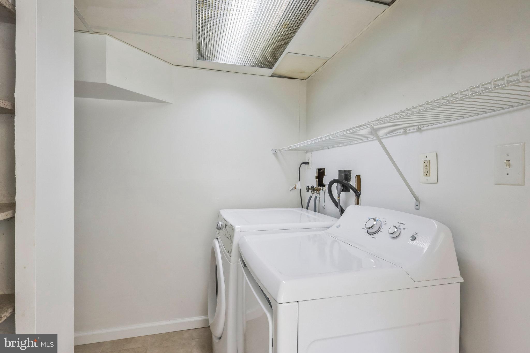 KINGS PARK - Residential Lease