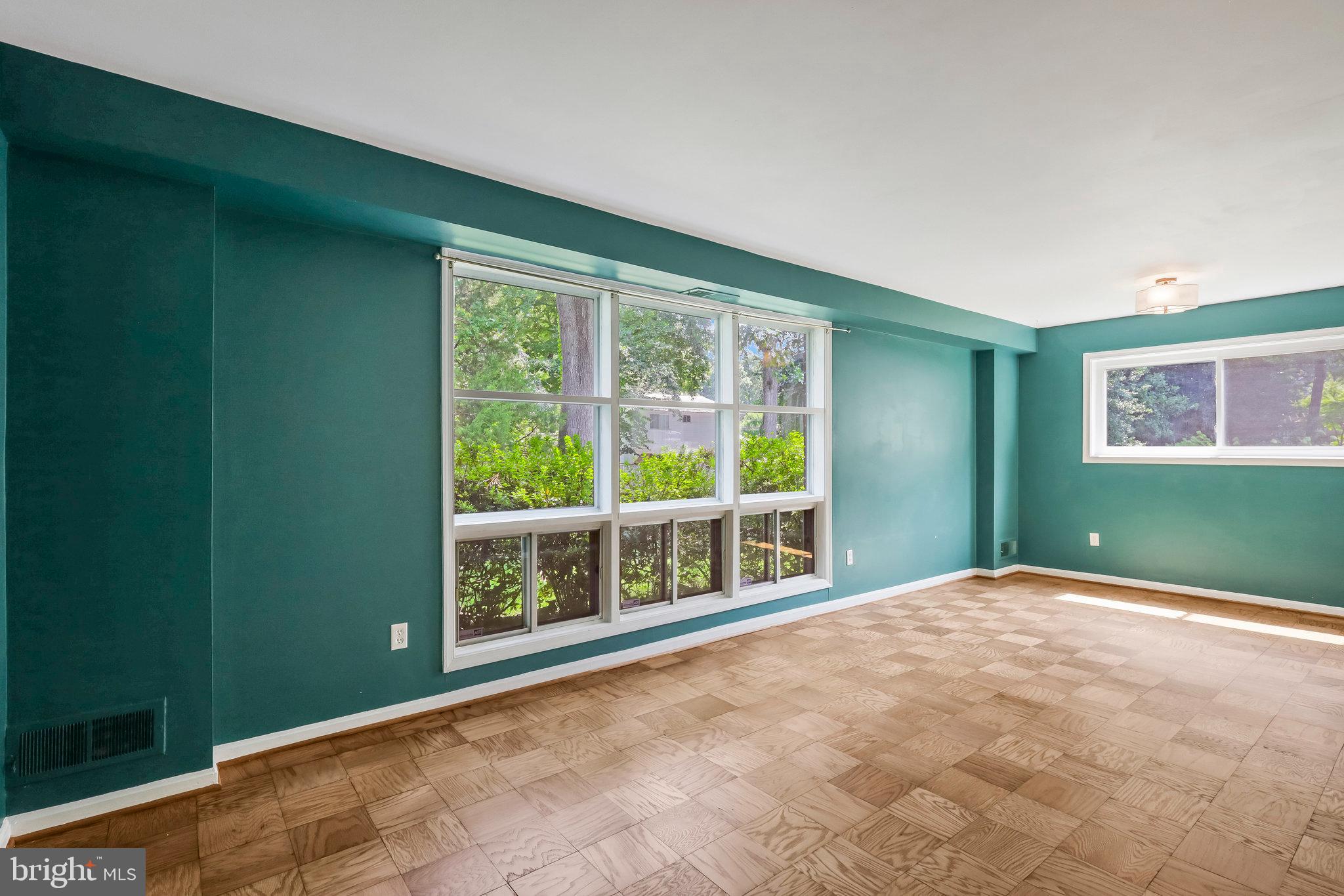 KINGS PARK - Residential Lease