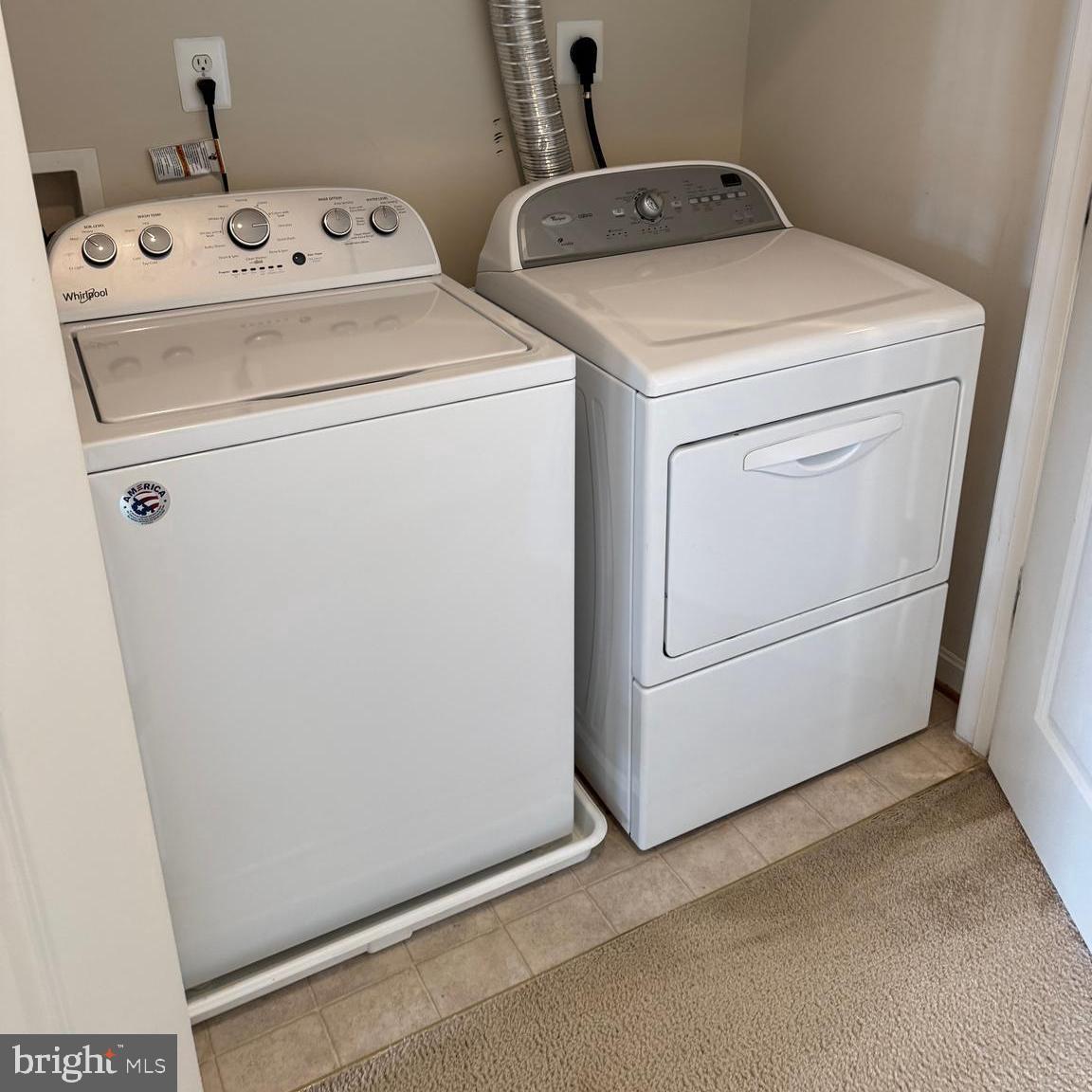 MADISON CRESCENT CONDOMINIUM - Residential Lease