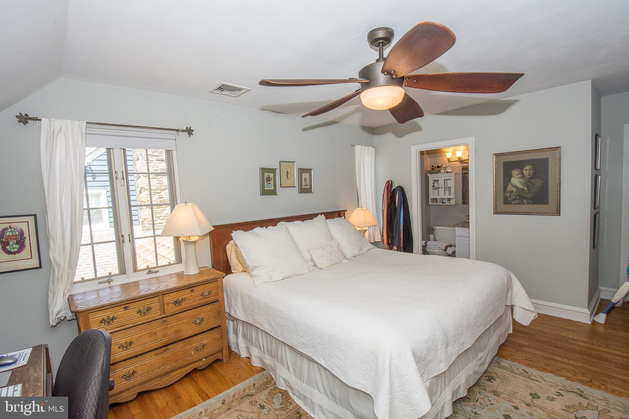 PENN WYNNE - Residential