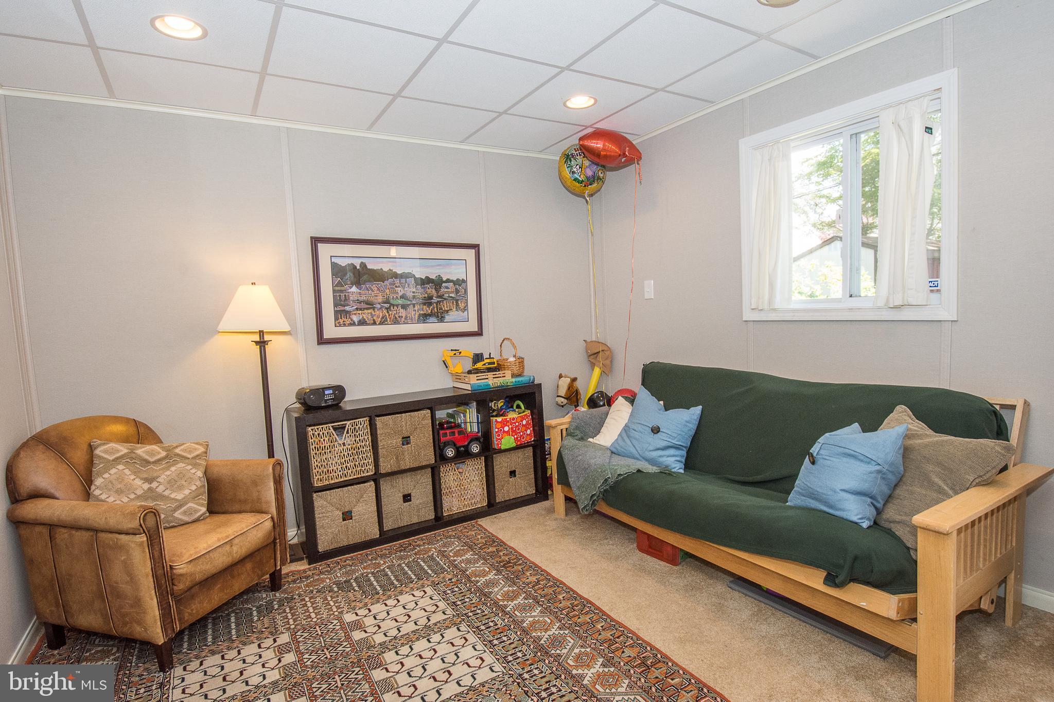 PENN WYNNE - Residential