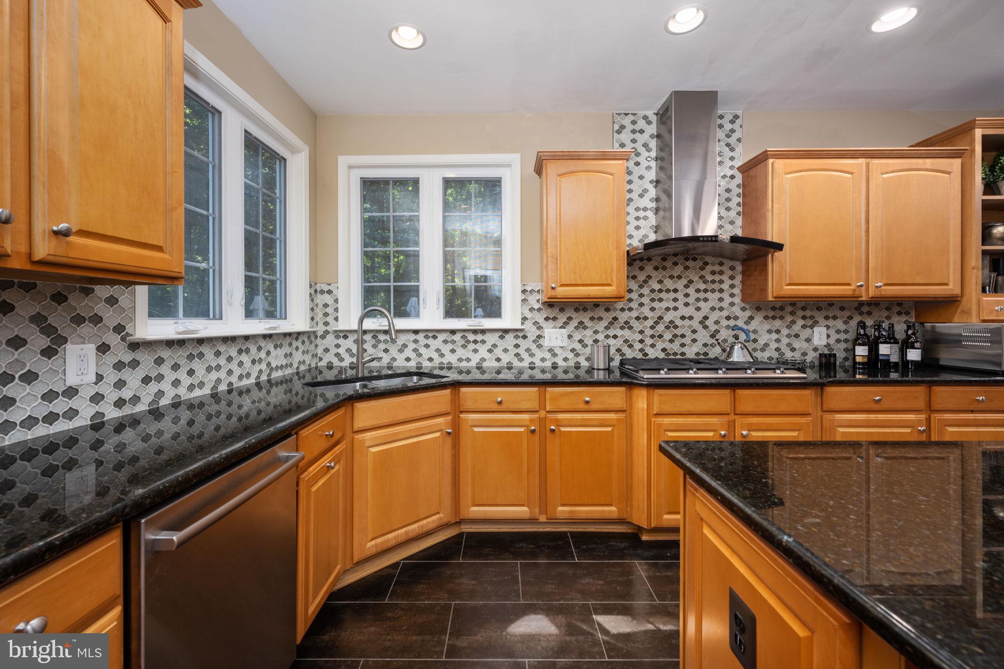 HAYMARKET OVERLOOK - Residential